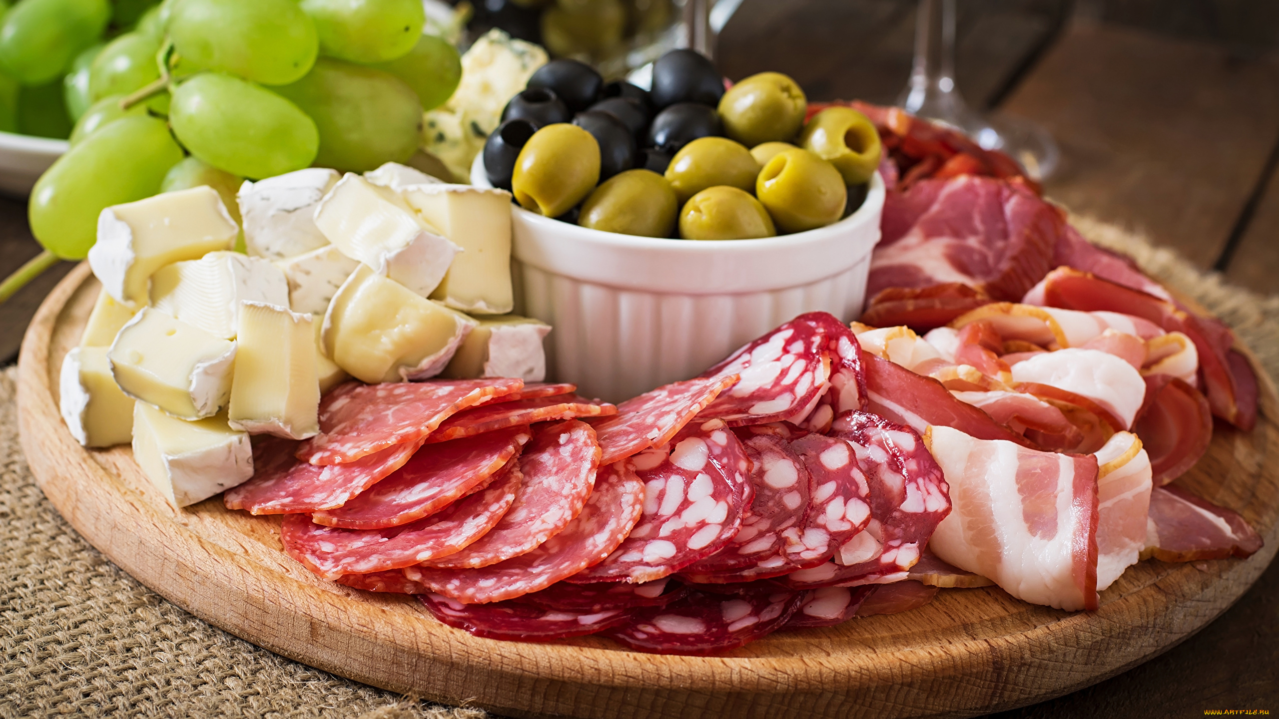 еда, разное, виноград, оливки, маслины, сыр, колбаса, ветчина