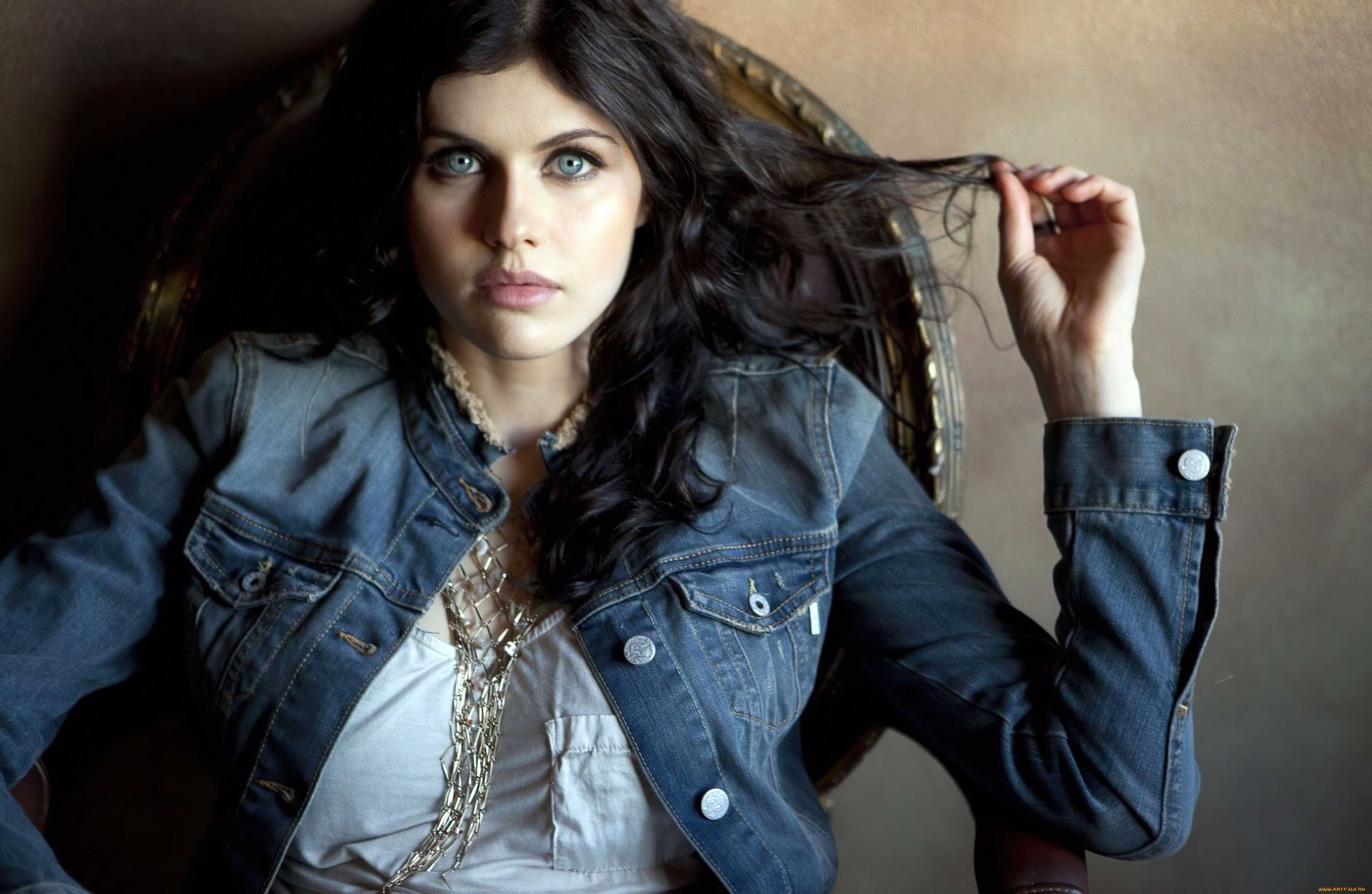 девушки, alexandra, daddario, актриса, брюнетка, жакет