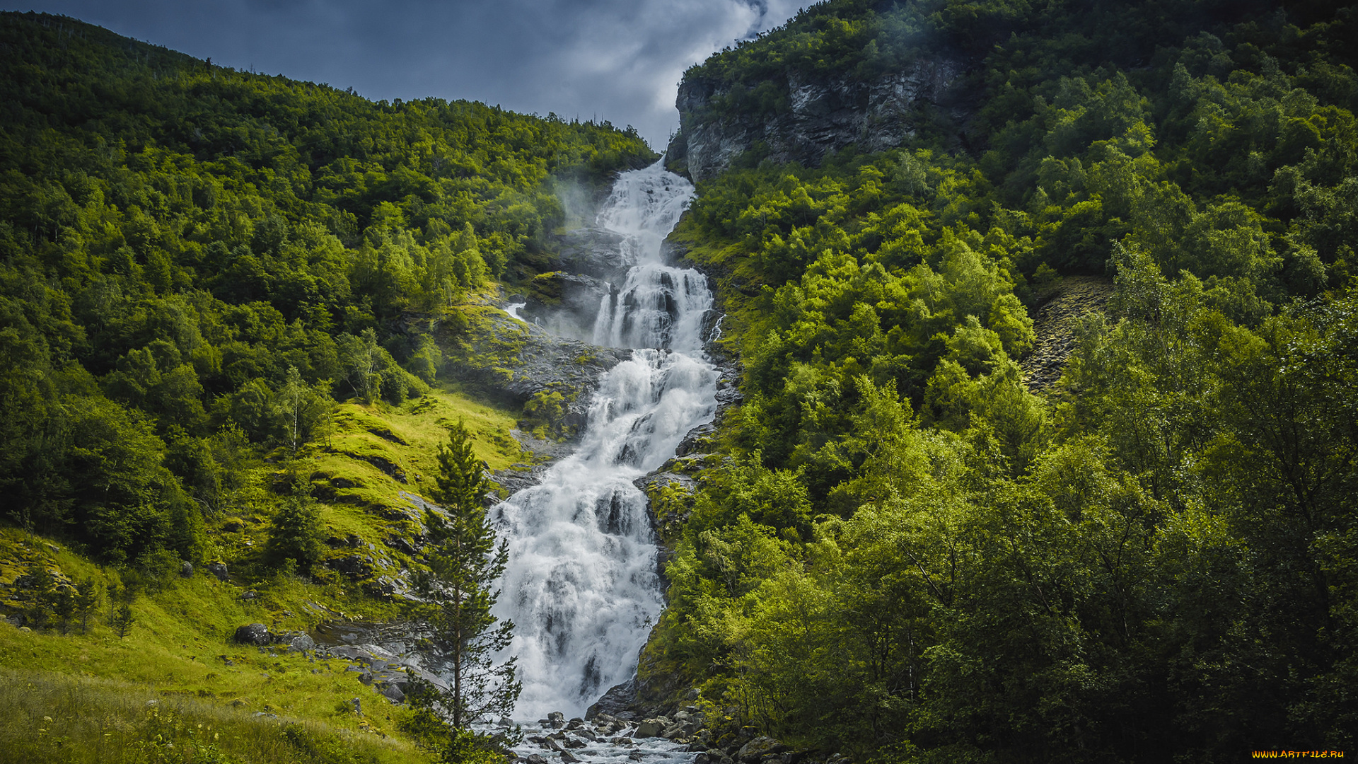 водопад, в, норвегии, природа, водопады, норвегия, водопад, холм, вода, течение, лес