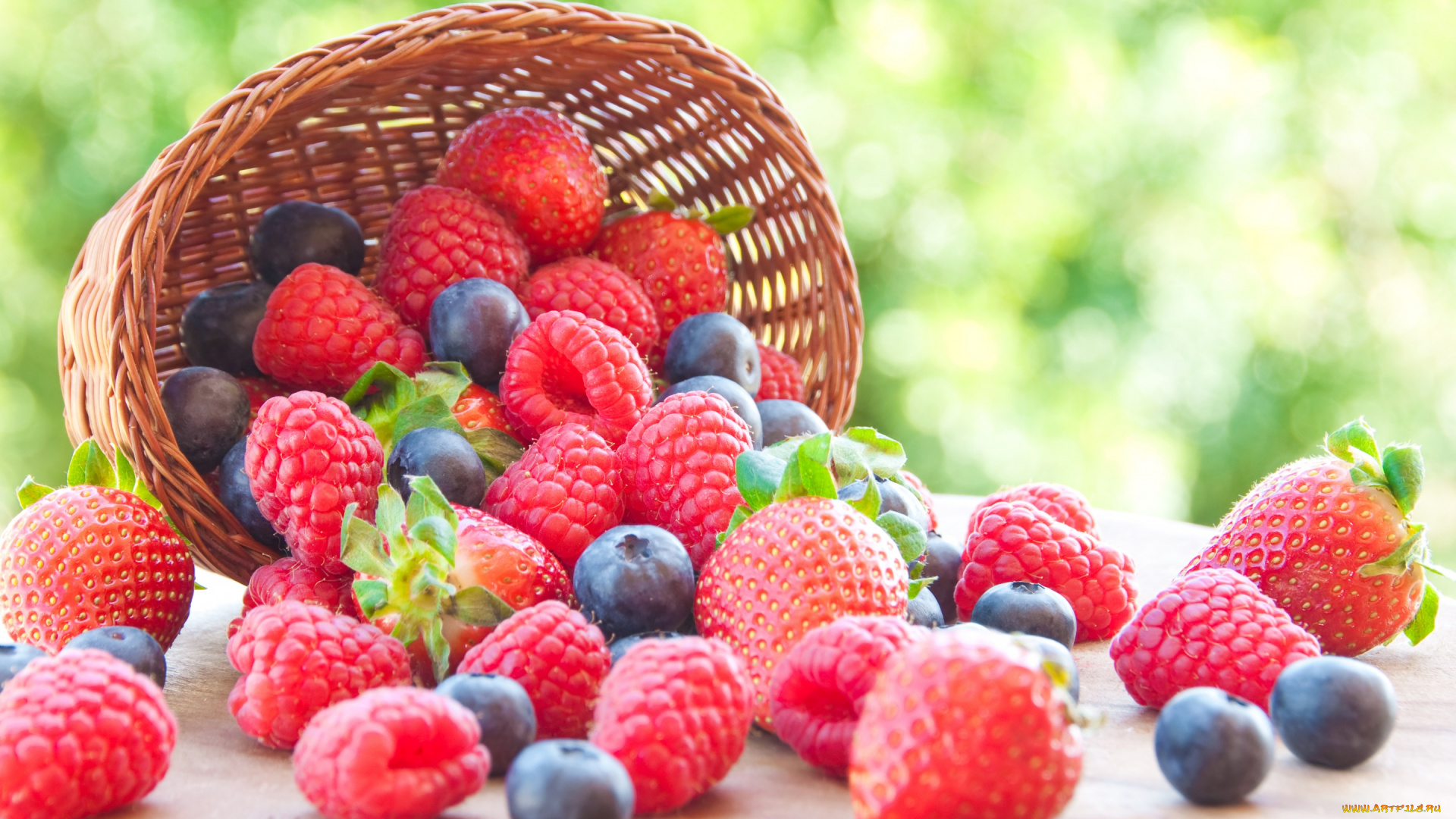 еда, фрукты, , ягоды, корзинка, клубника, черника, fresh, малина, ягоды, strawberry, raspberry, blueberry, berries, весна