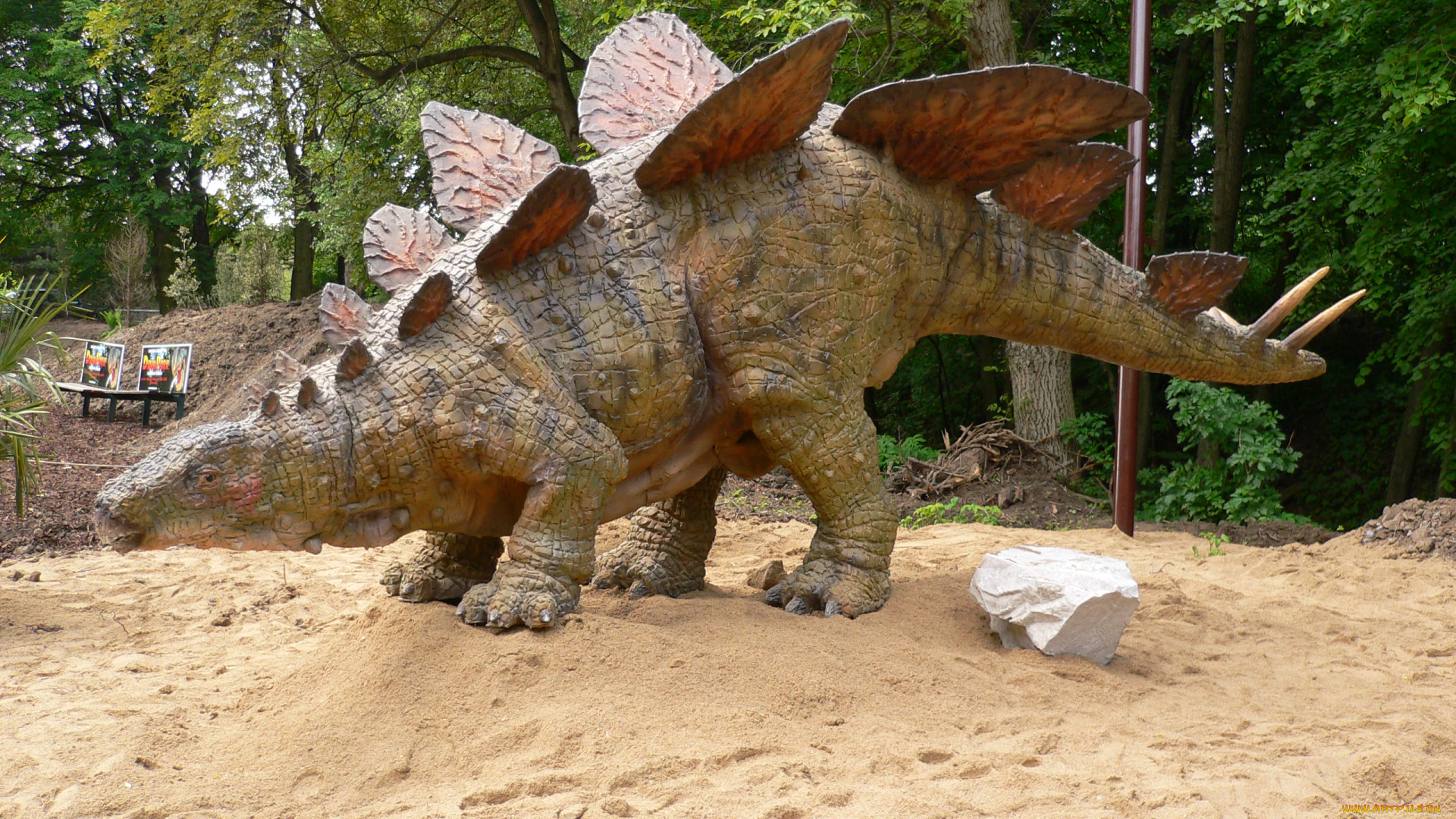 stegosaurus, разное, рельефы, статуи, музейные, экспонаты, деревья, динозавр, песок