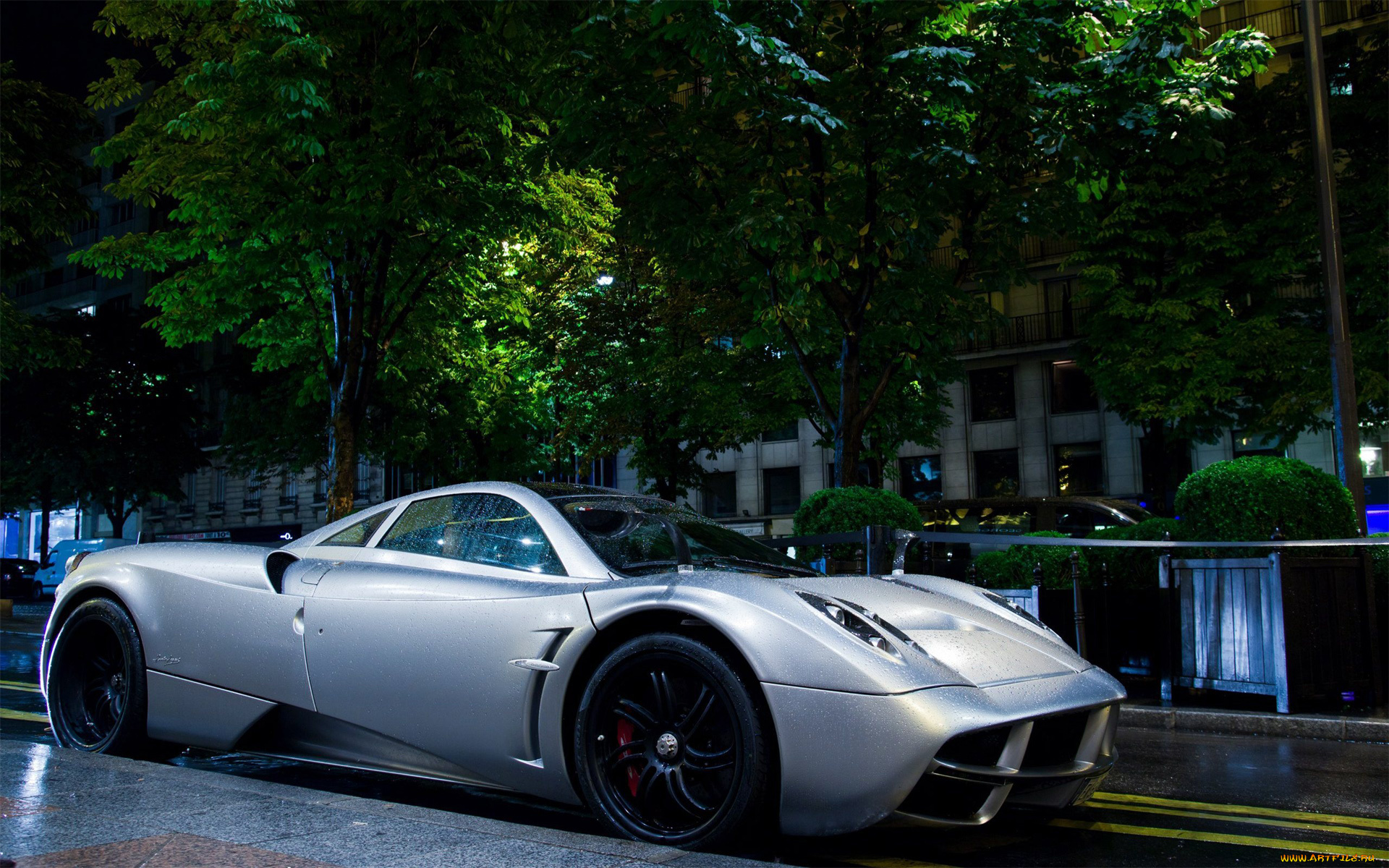 автомобили, pagani