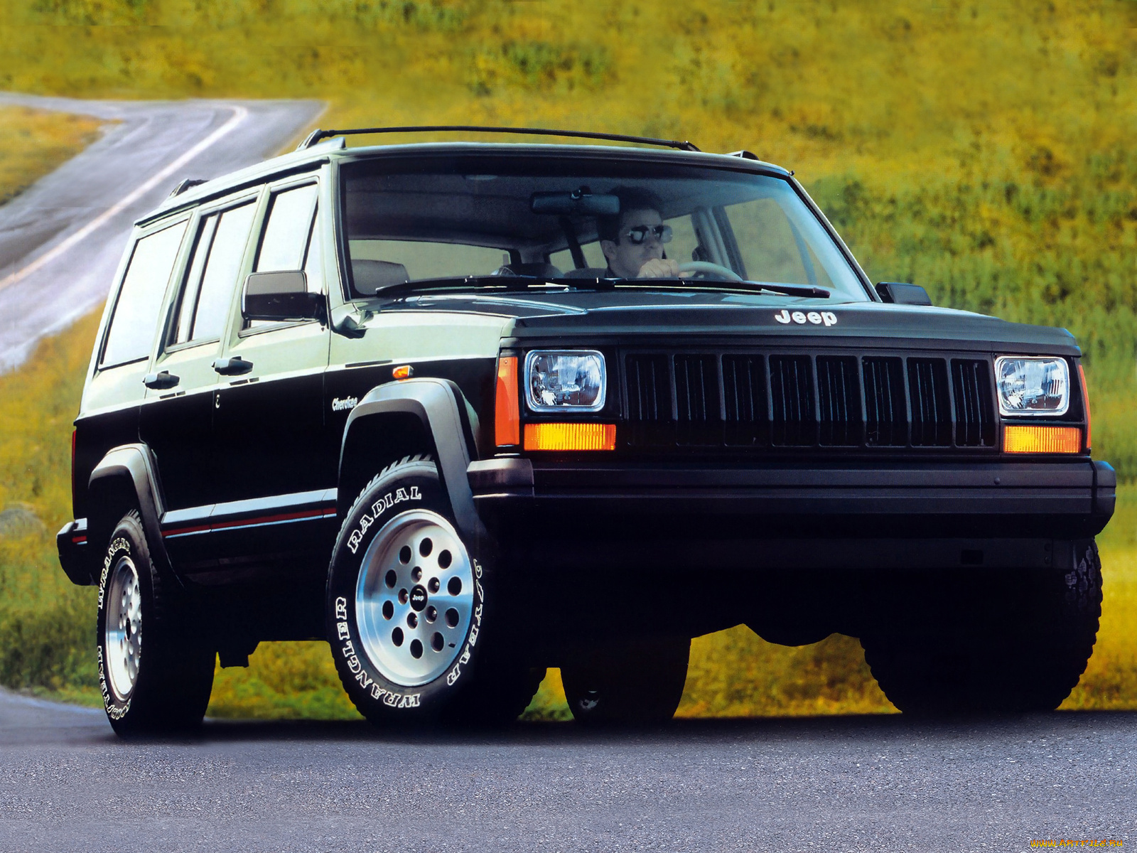 Внедорожник 5. Jeep Cherokee 2 XJ. Jeep Cherokee (XJ) '1984–2001. Jeep Cherokee XJ 1993. Jeep Cherokee XJ 1984.