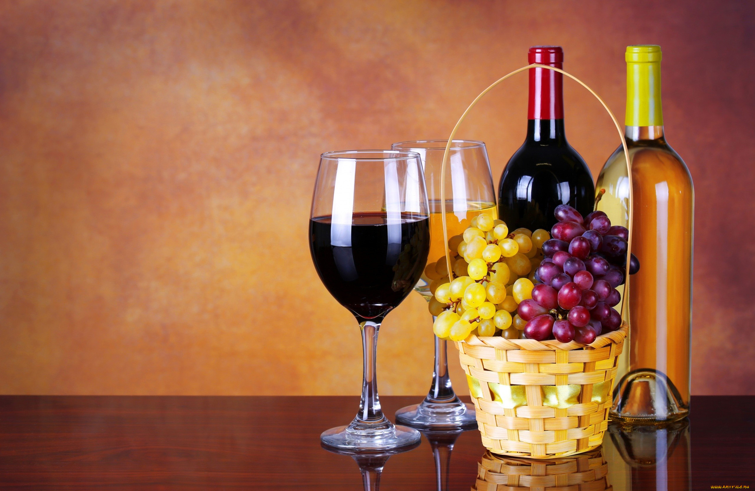 еда, напитки, , вино, красное, виноград, корзинка, бутылки, белое, бокалы, вино