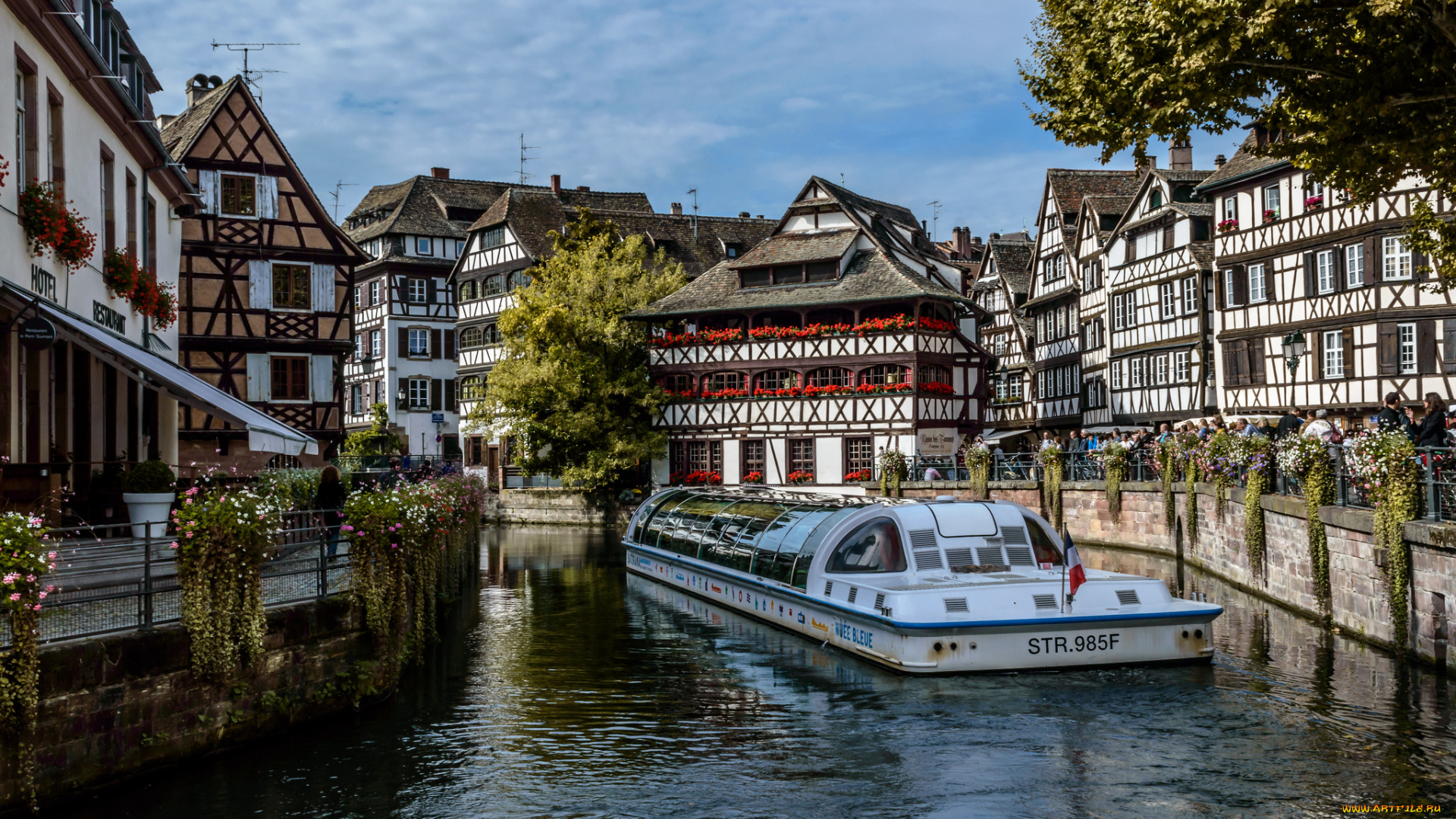 strasbourg, корабли, теплоходы, судно, прогулочное, набережная, канал, дома