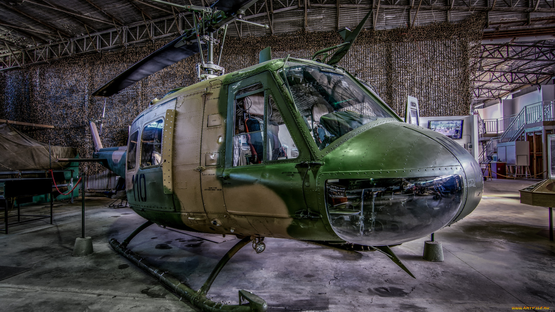 bell, uh-1, helicopter, авиация, вертолёты, вертолёт, ангар