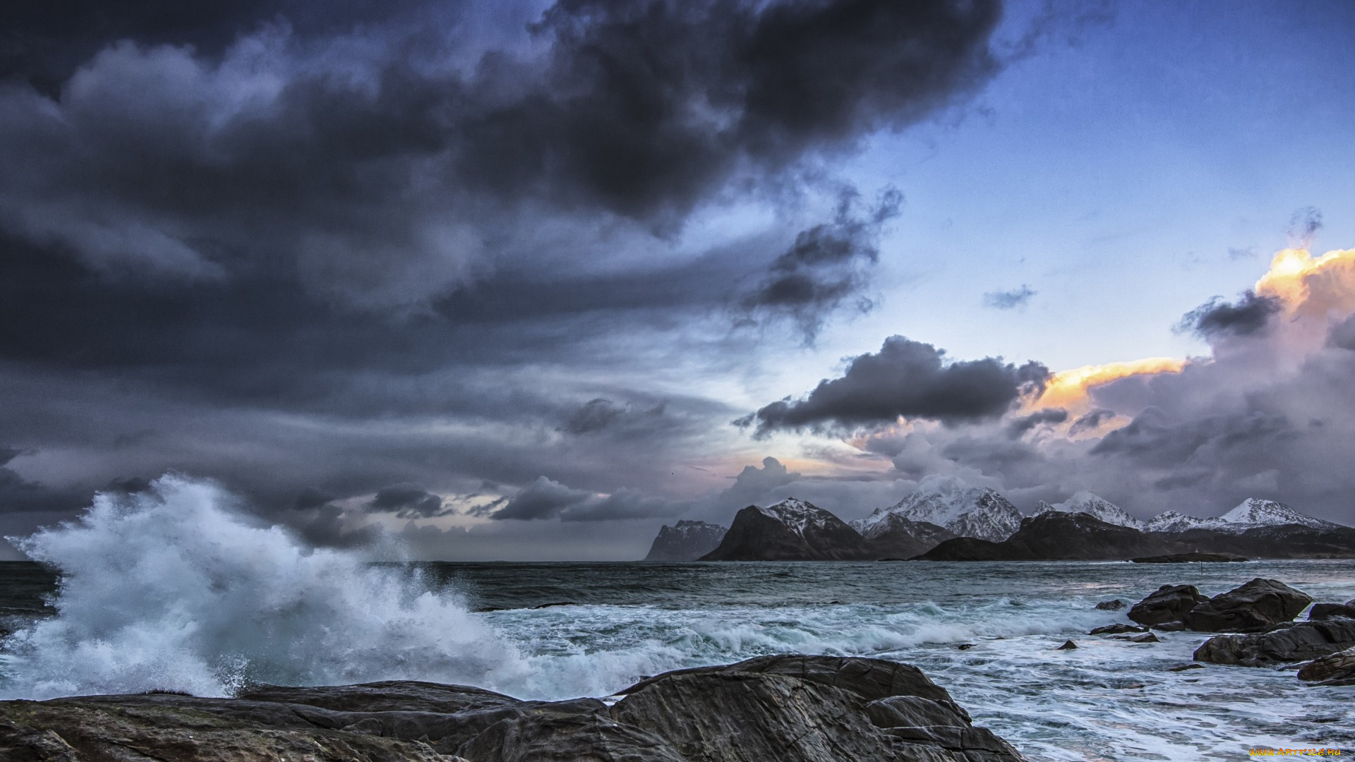 природа, побережье, clouds, ocean, rocks, mountains, шторм