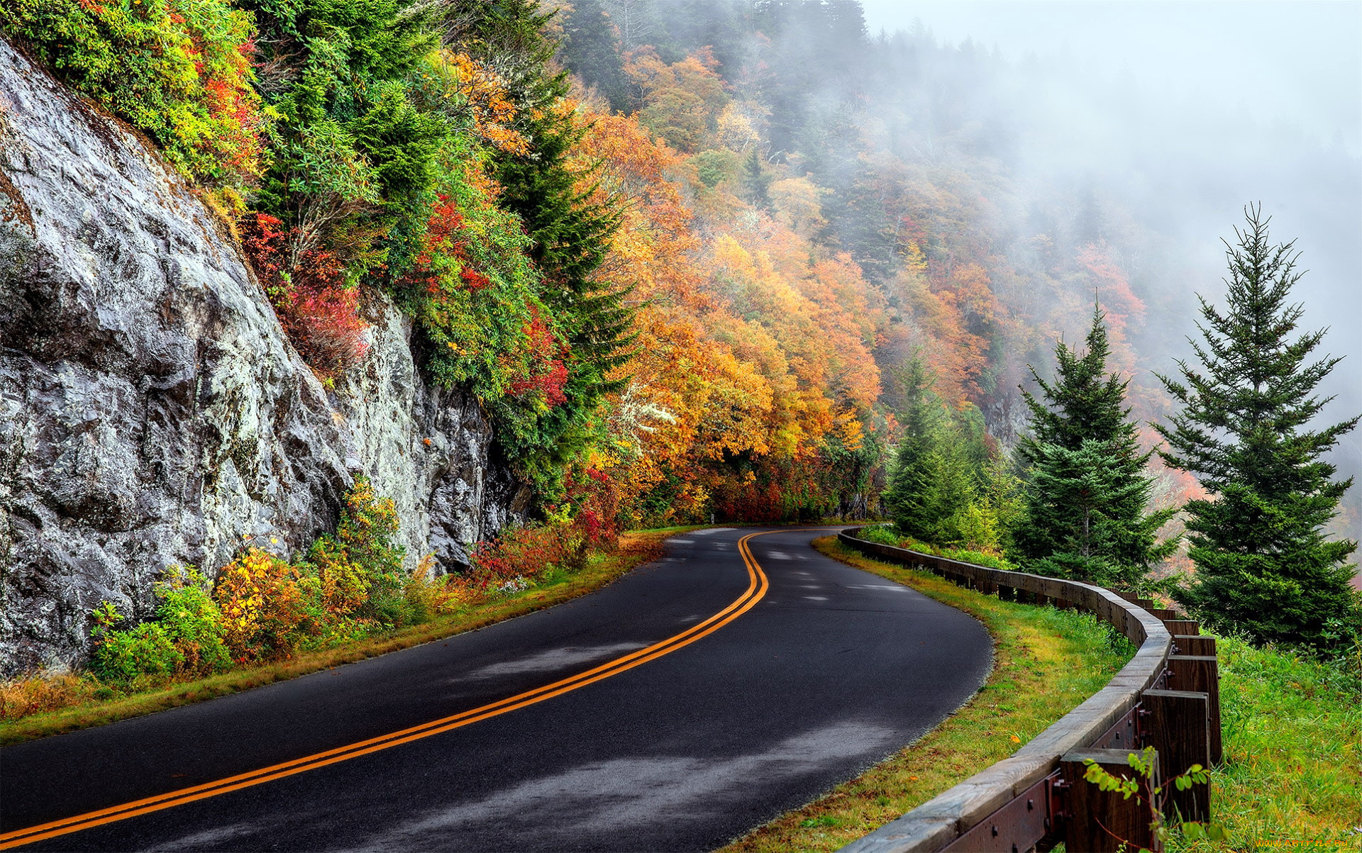 природа, дороги, осень, туман, гора, шоссе, поворот