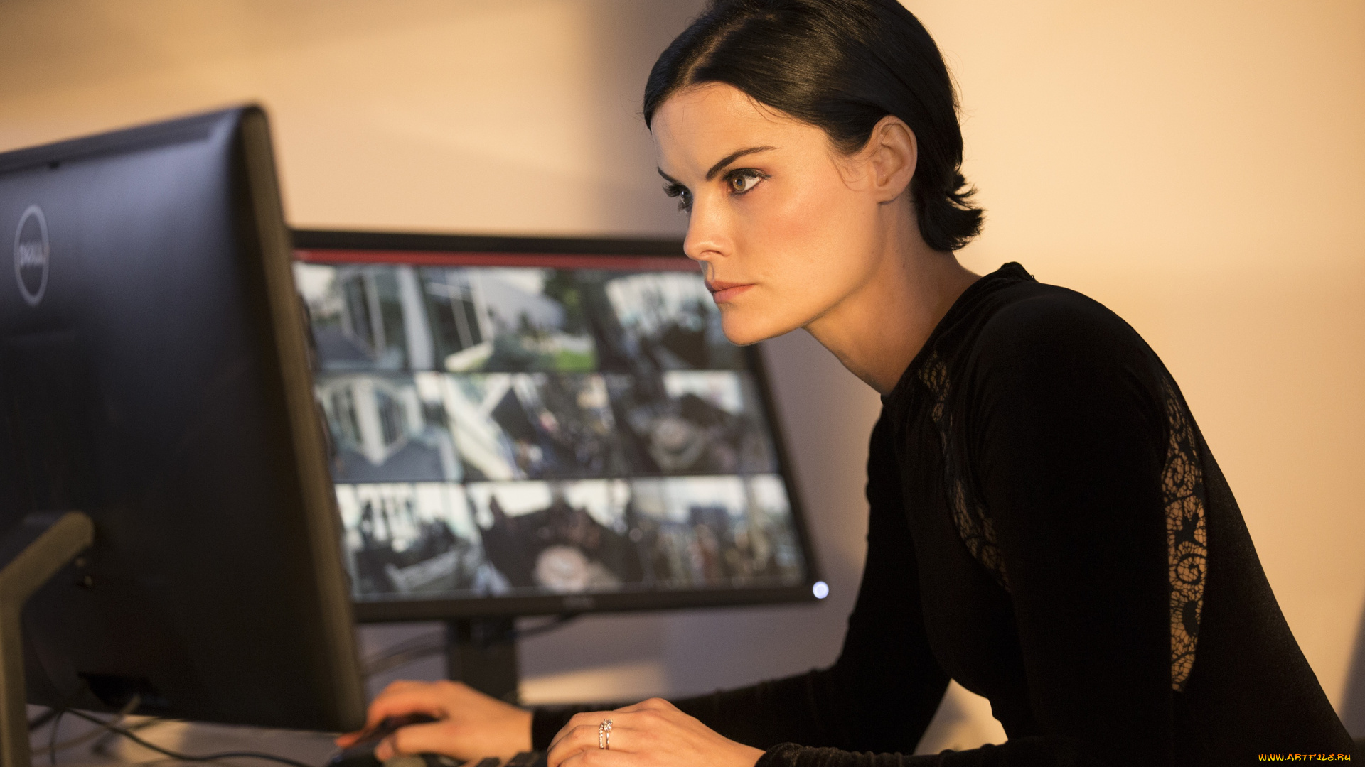 blindspot, , сериал, 2015, –, 2020, кино, фильмы, -unknown, , другое, cлепая, зона, сериал, боевик, триллер, драма, криминал, детектив, jane, doe, джейми, александер