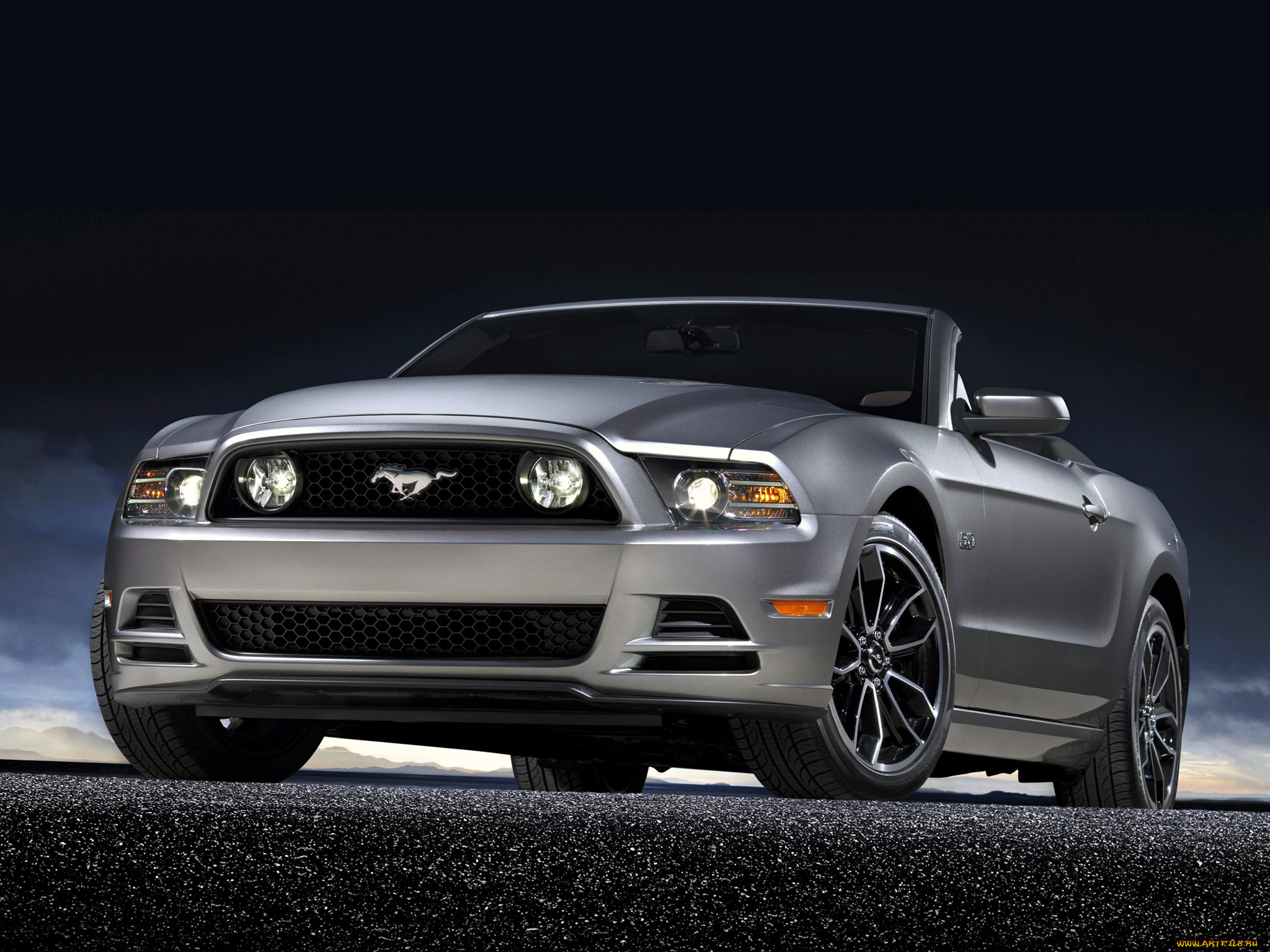 Мустанг профессиональное. Ford Mustang 2013. Форд Мустанг 5.0. Ford Mustang gt 2013. Ford Mustang gt.