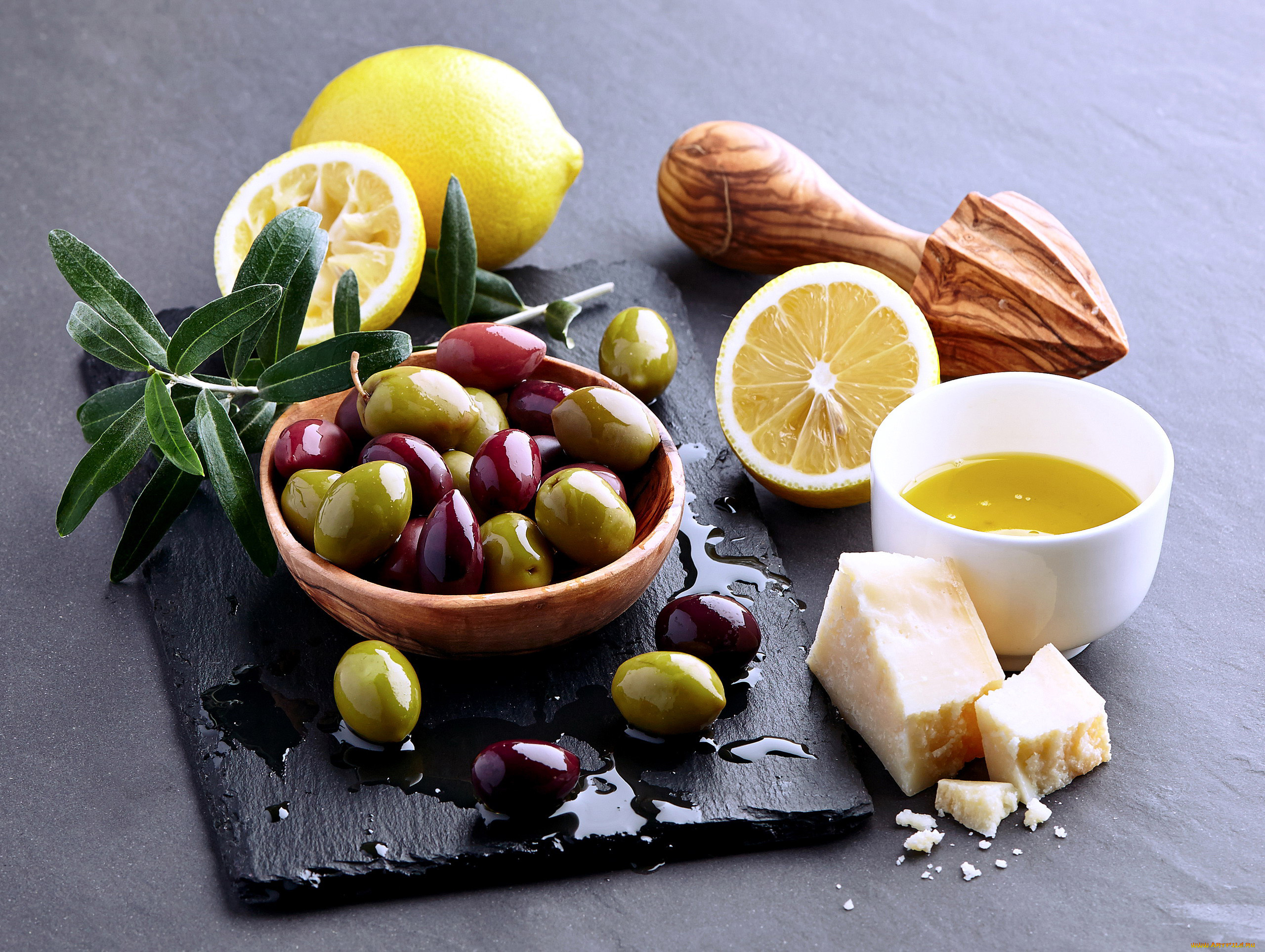 еда, оливки, сыр, лимон
