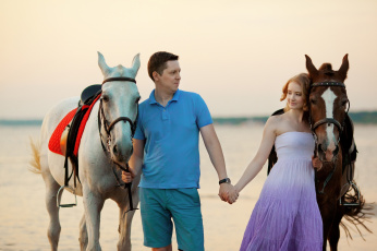 Картинка разное мужчина+женщина любовь лошади езда девушка парень закат море лето