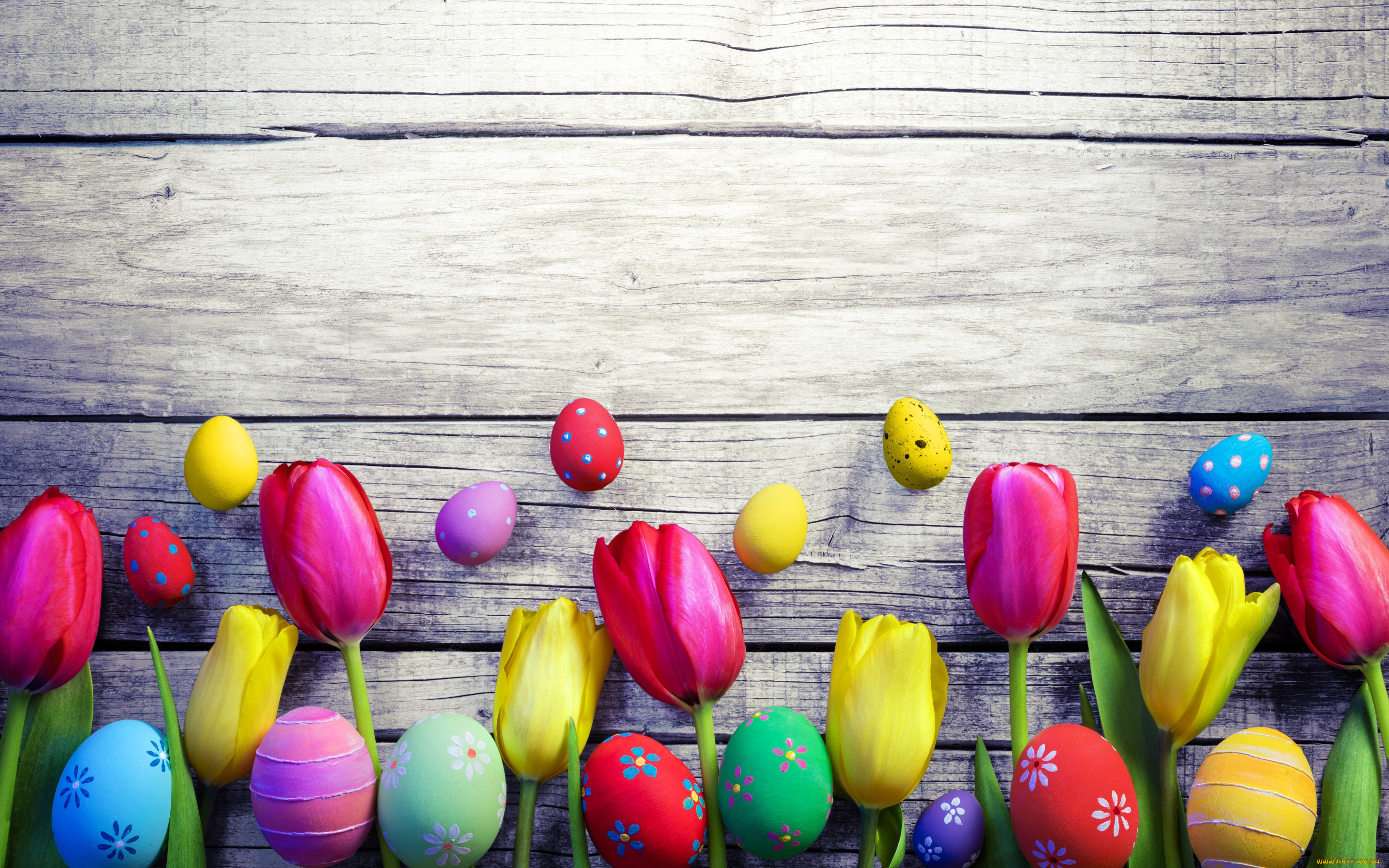 праздничные, пасха, весна, decoration, colorful, wood, easter, тюльпаны, tulips, spring, яйца, крашеные, eggs, flowers, happy, цветы