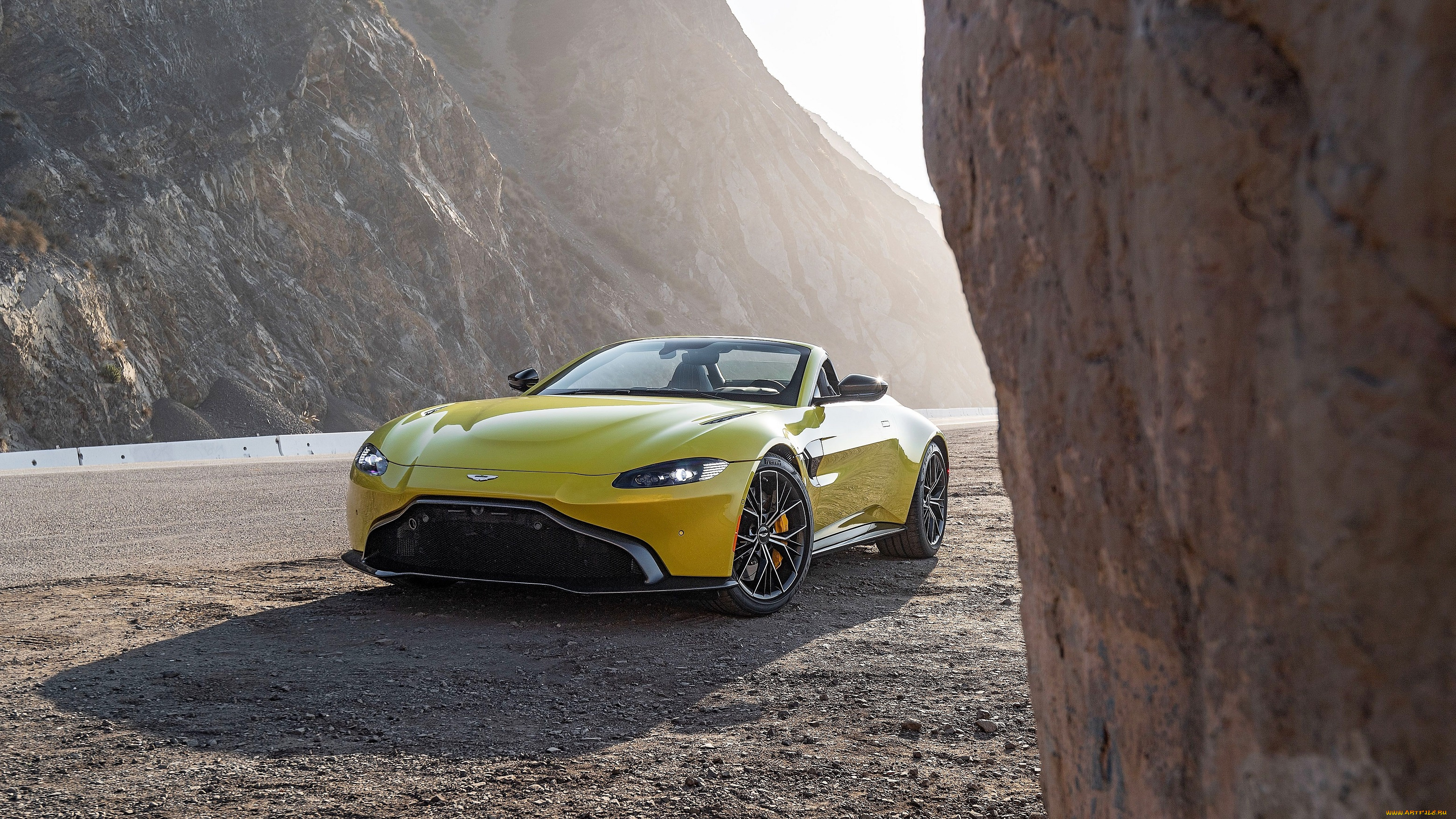 aston, martin, vantage, roadster, автомобили, aston, martin, желтый, кабриолет, горы