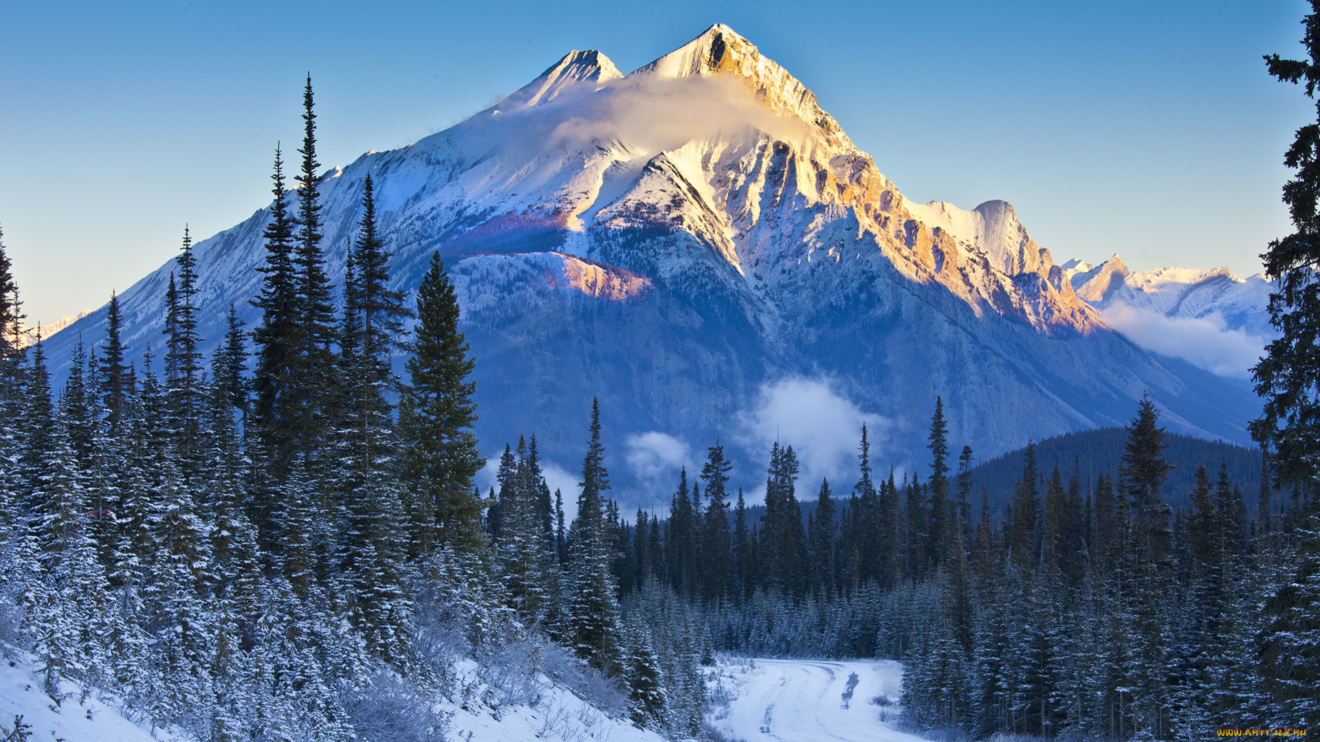 природа, зима, alberta, banff, national, park, канада, небо, горы, деревья, снег, ель, склон, закат, дорога