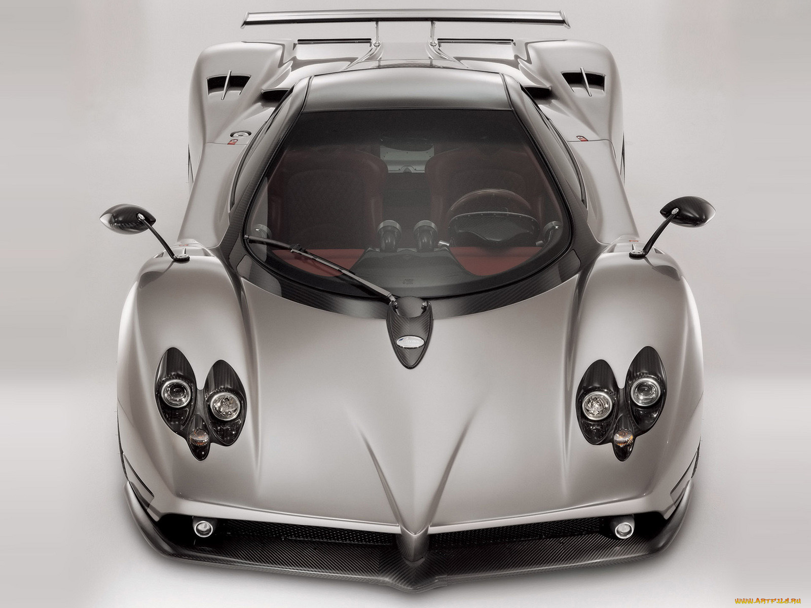 автомобили, pagani