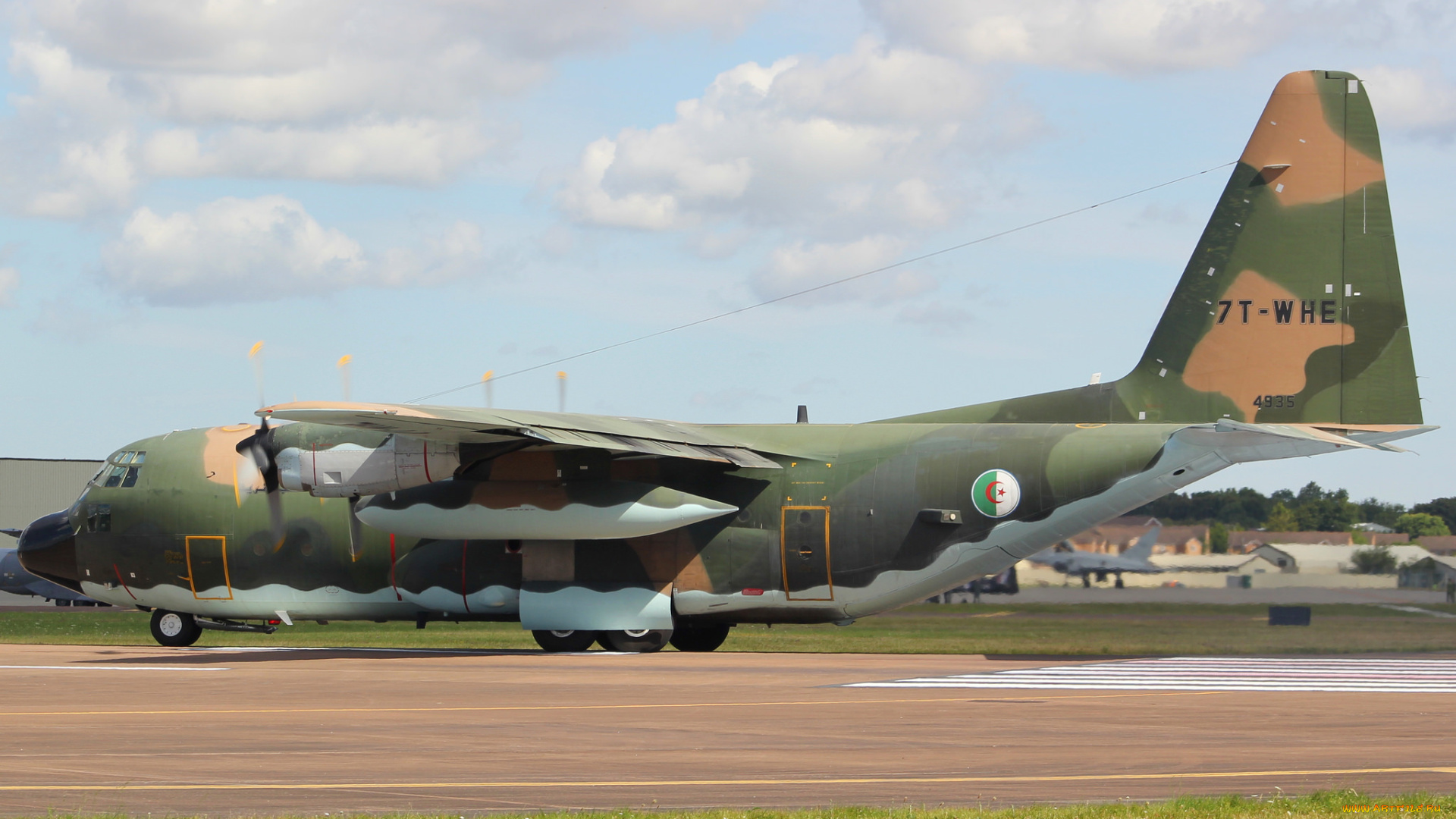 lockheed, c130h, algerian, air, force, авиация, военно-транспортные, самолёты, самолет, полоса, аэродром