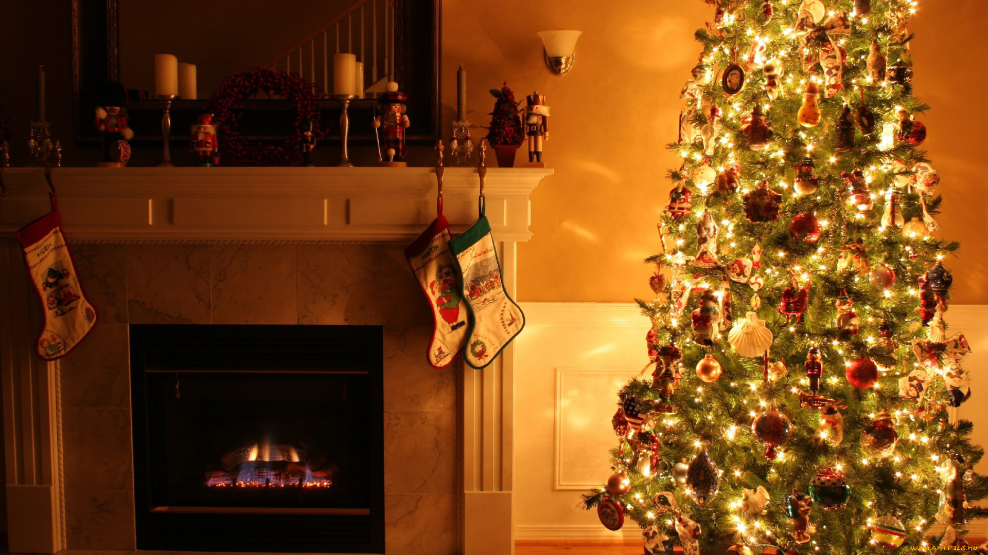 праздничные, новогодний, очаг, елка, свечи, огонь, камин, игрушки