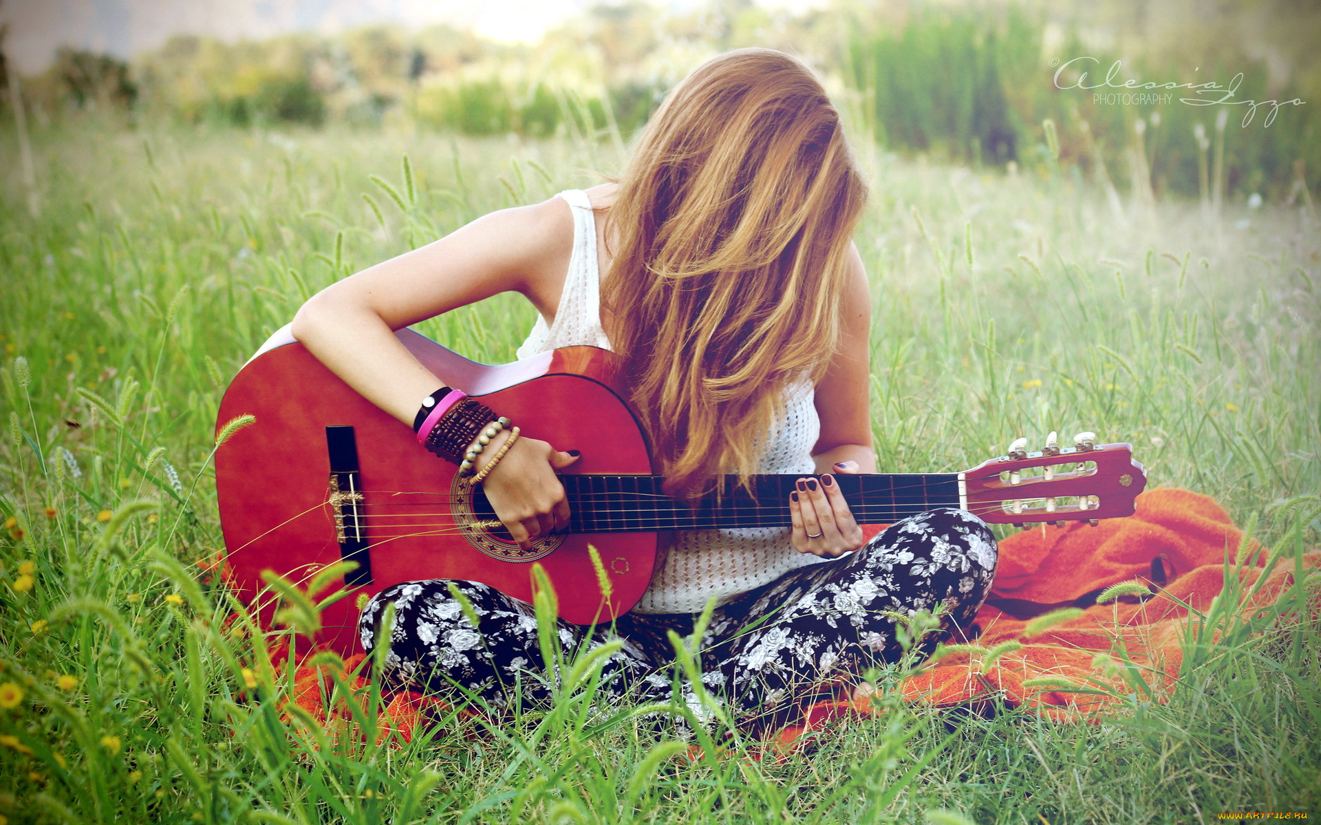 музыка, другое, трава, гитара, девушка