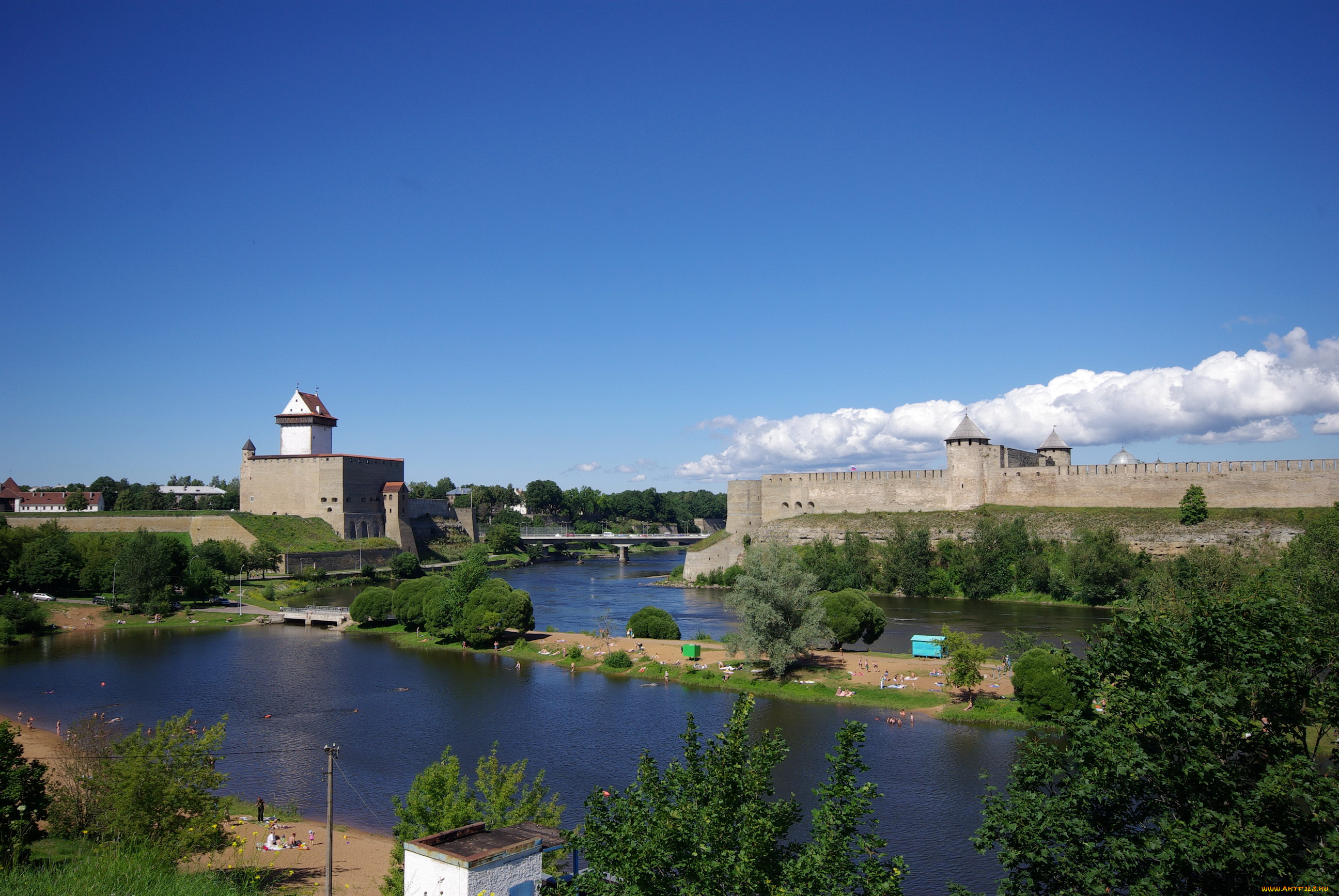 ивангородская, справа, нарвская, слева, крепости, города, дворцы, замки, пейзаж