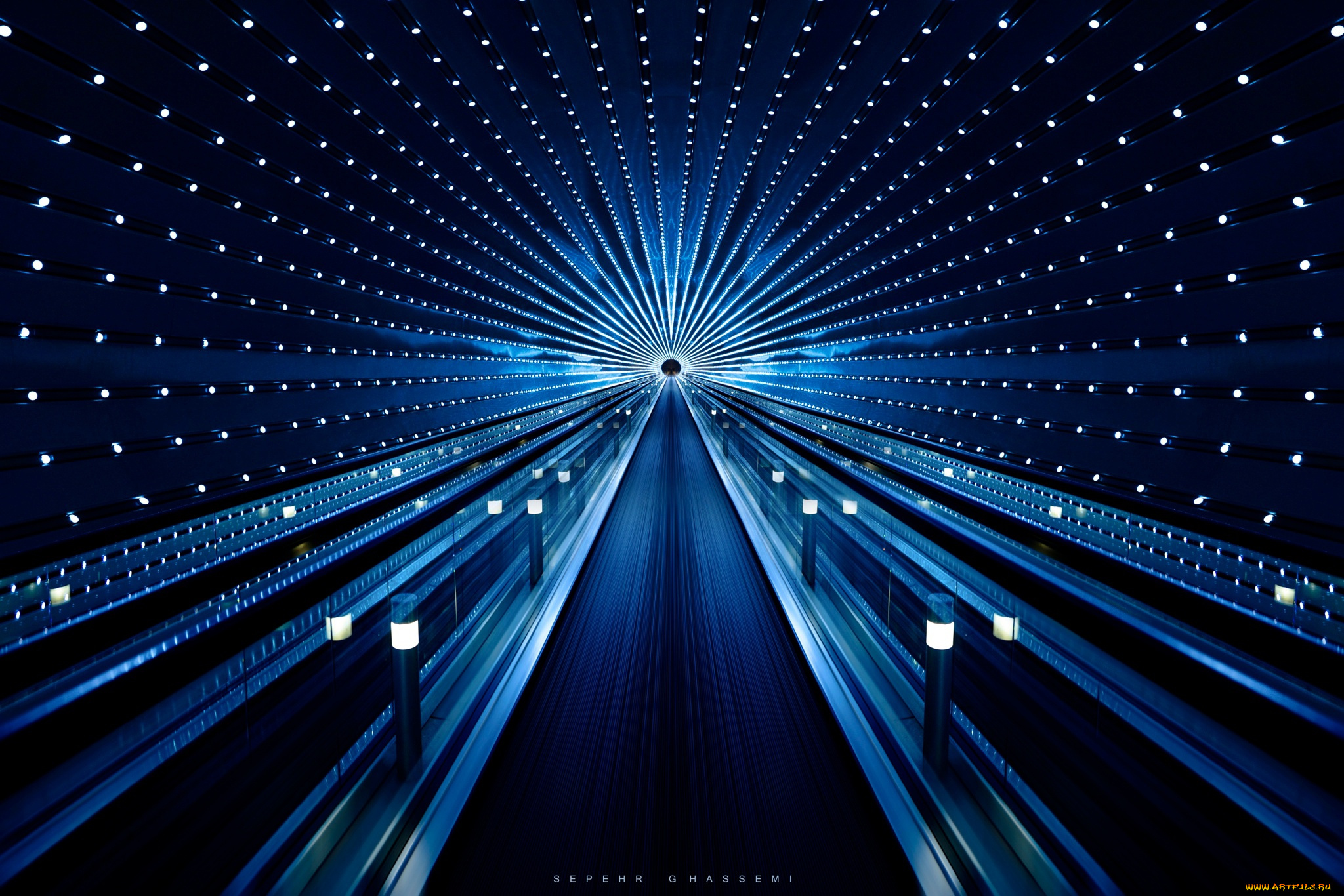 Azul y negro. Тоннель абстракция. Пространство абстракция. Фон перспектива. Цифровой туннель.