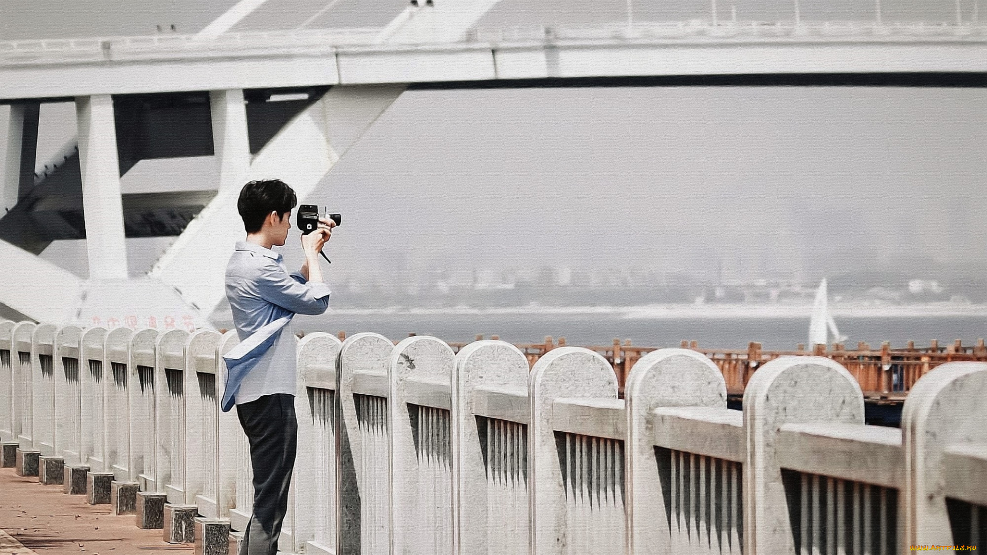 мужчины, xiao, zhan, актер, камера, мост, ограда, река
