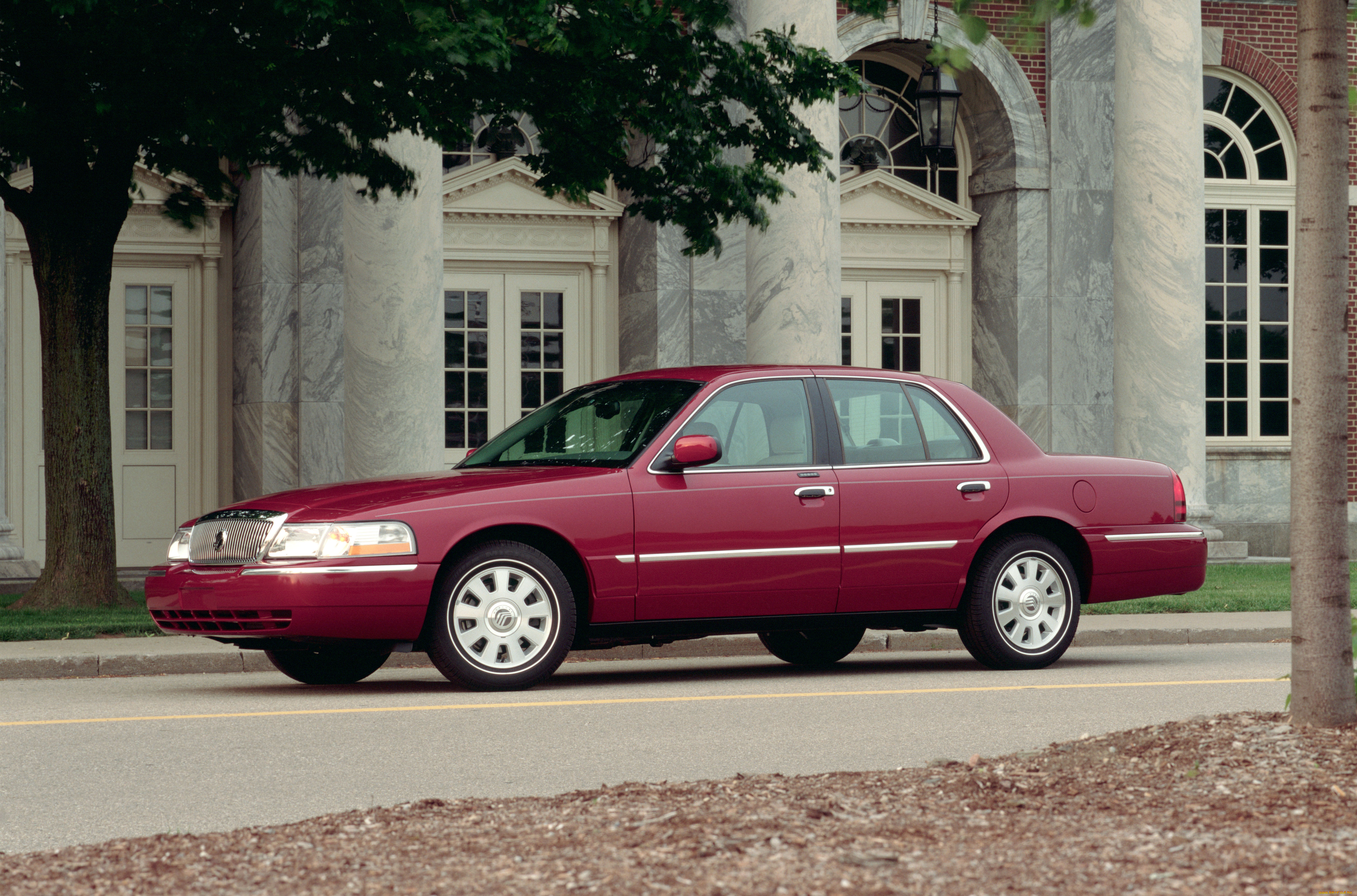 Меркури. Mercury Grand Marquis 2004. Машина Grand Marquis. 2003-2011 Mercury Grand Marquis. Mercury Grand Marquis 2002 Tuning.