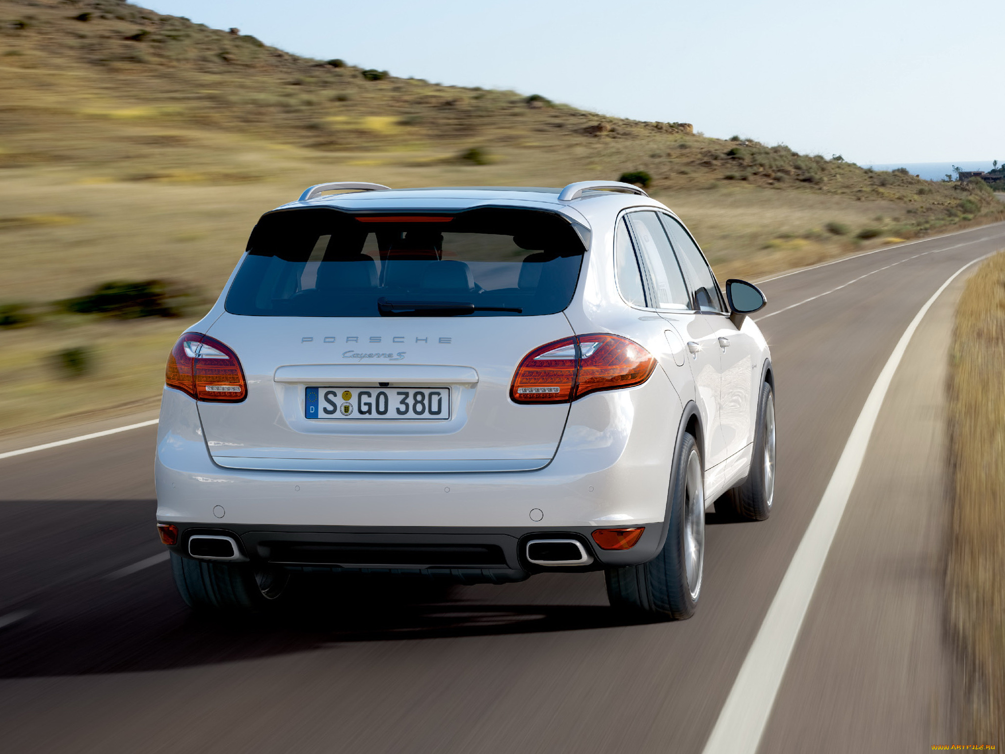 Порше кайен тесты. Porsche Cayenne s 958. Porsche Cayenne s 2010. Порше Кайен s2010. Porsche Cayenne 2024 Facelift.