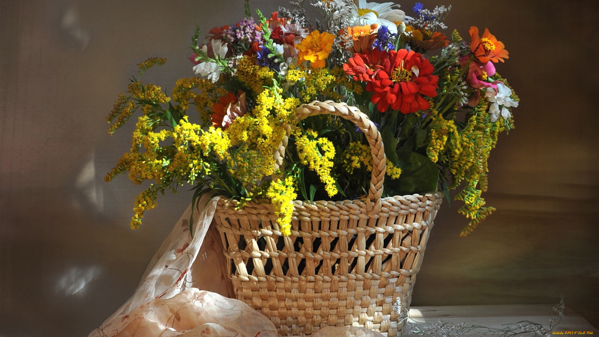 цветы, букеты, композиции, ромашка, цинния, физостегия, корзинка