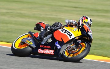 Картинка motorcycle racing спорт мотоспорт мотоцикл гонщик трек скорость
