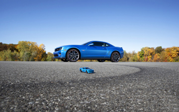 Картинка автомобили camaro синий трасса мощ