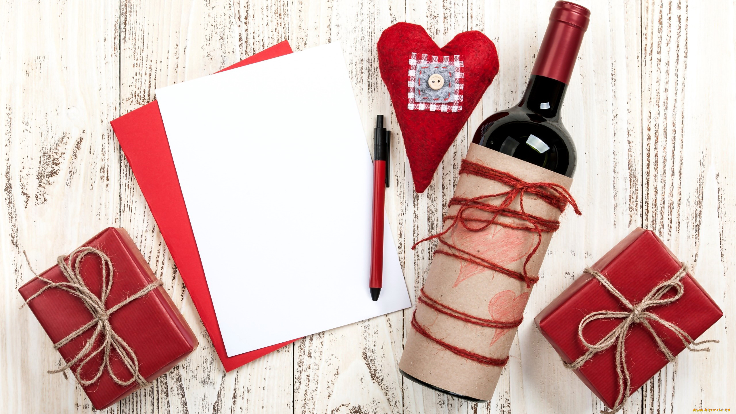 праздничные, день, святого, валентина, , сердечки, , любовь, ручка, вино, подарки, бумага, сердечко