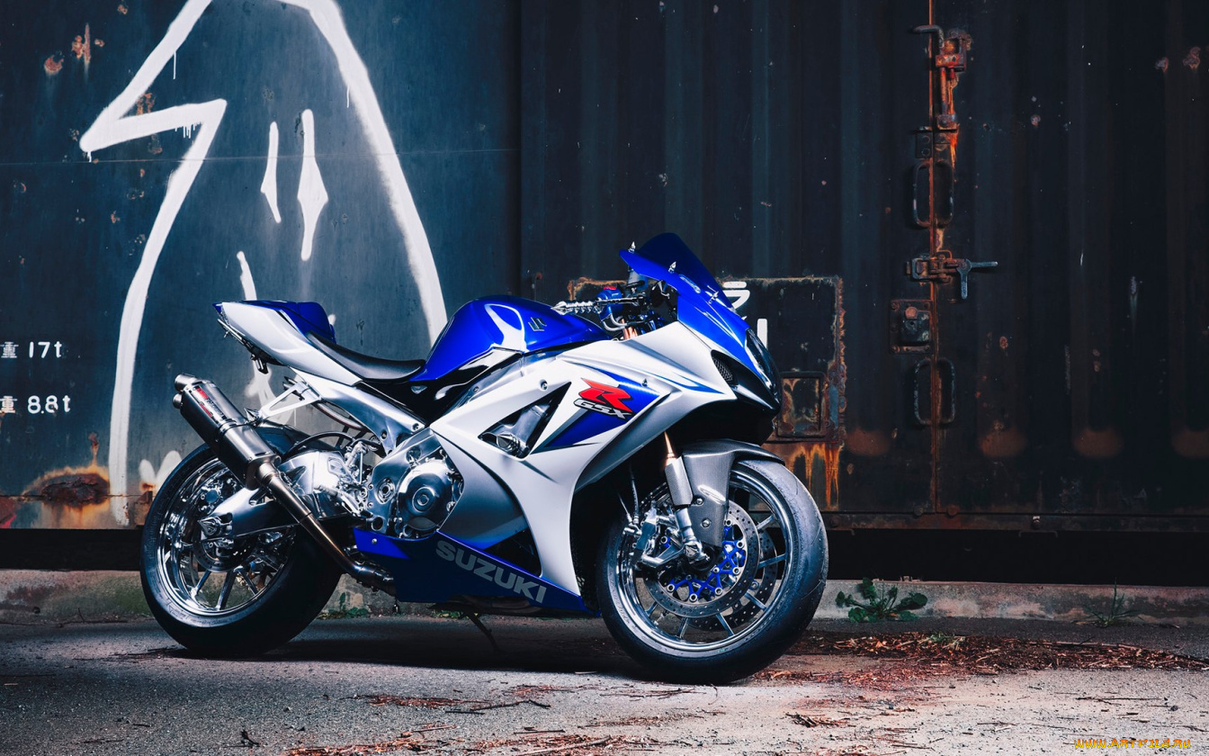 синий мотоцикл suzuki gsx r1000 бесплатно