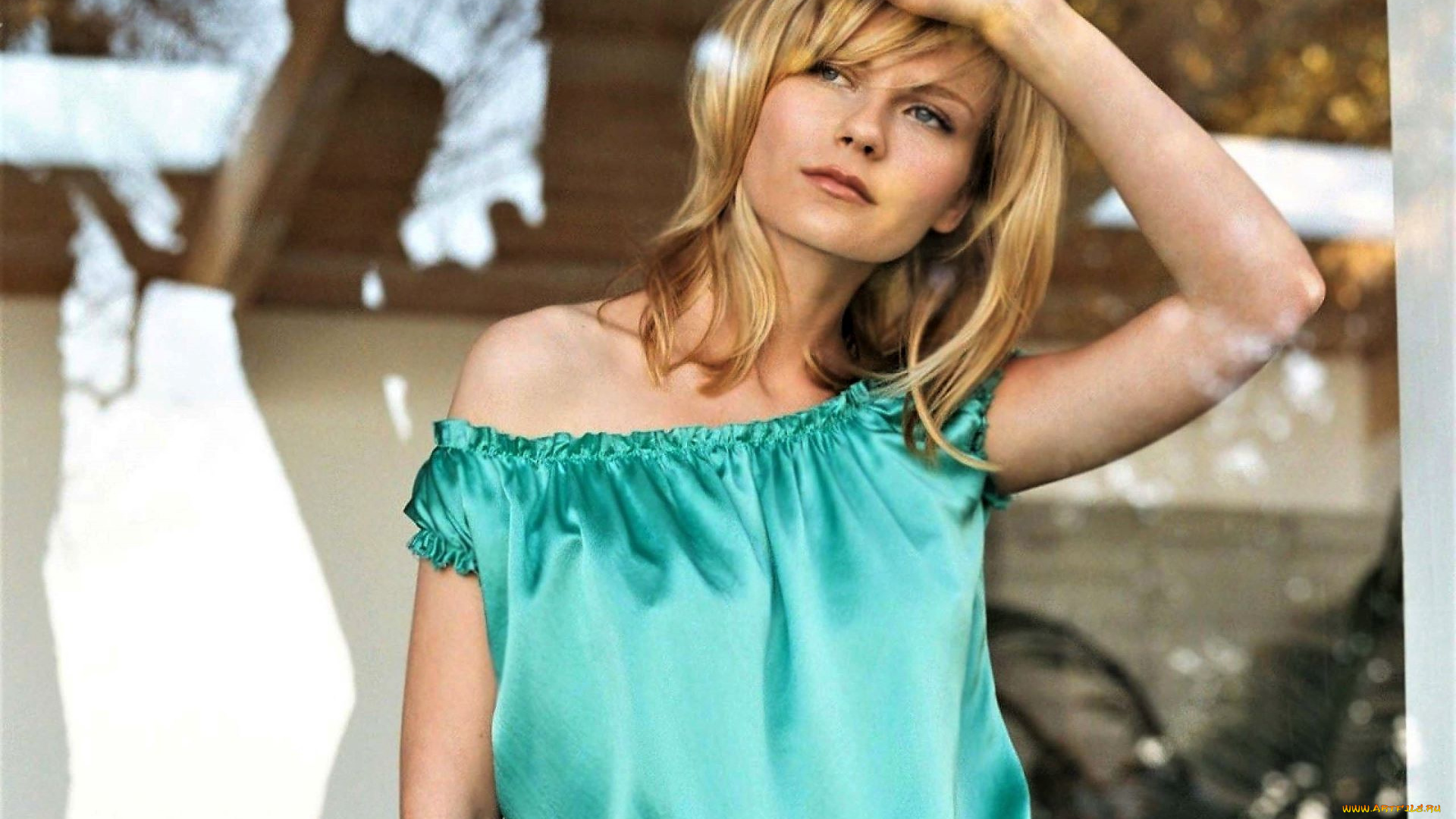 девушки, kirsten, dunst, актриса, блондинка, топ, стекло