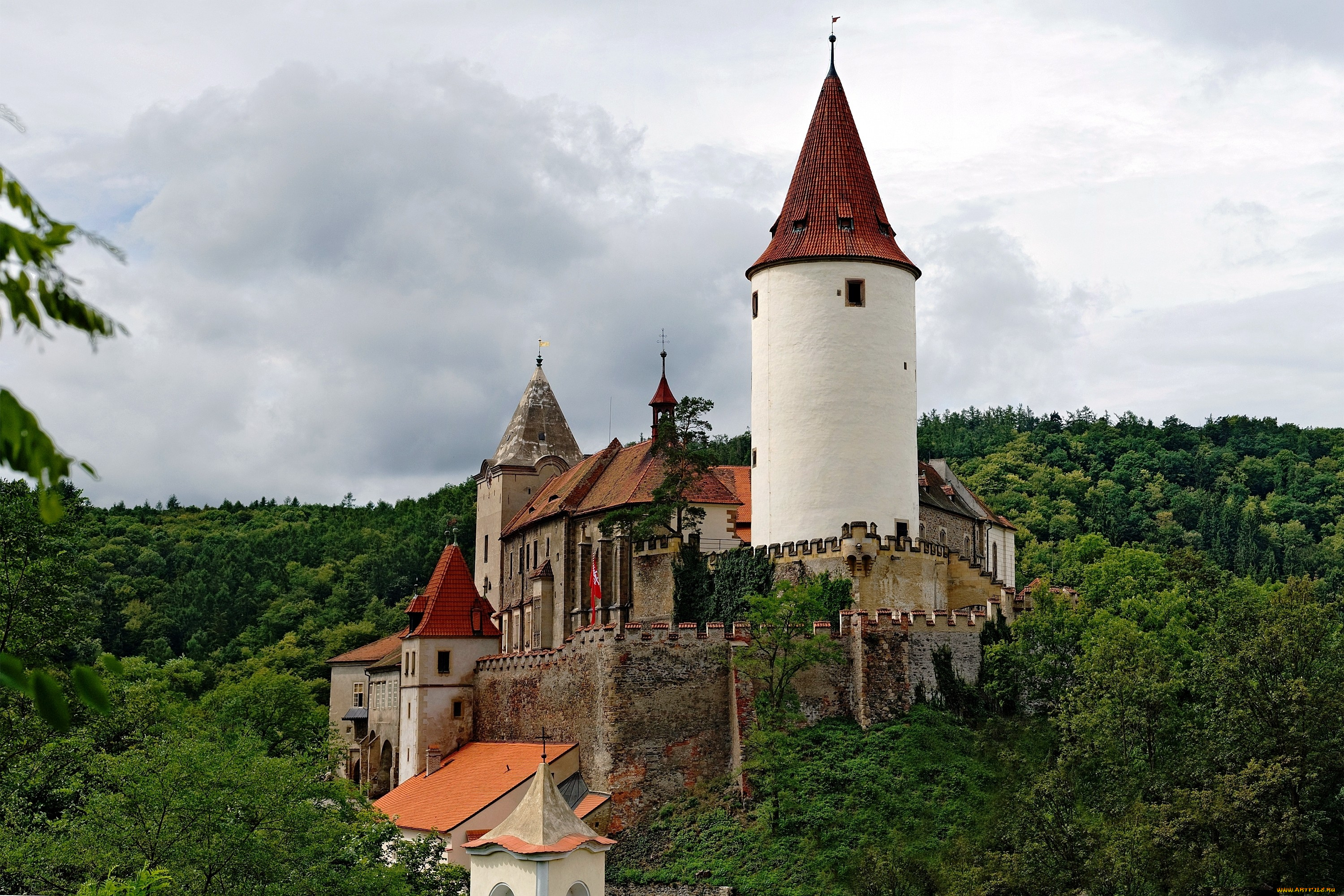 замок, кршивоклат, Чехия, города, дворцы, замки, крепости, башни, лес, каменный