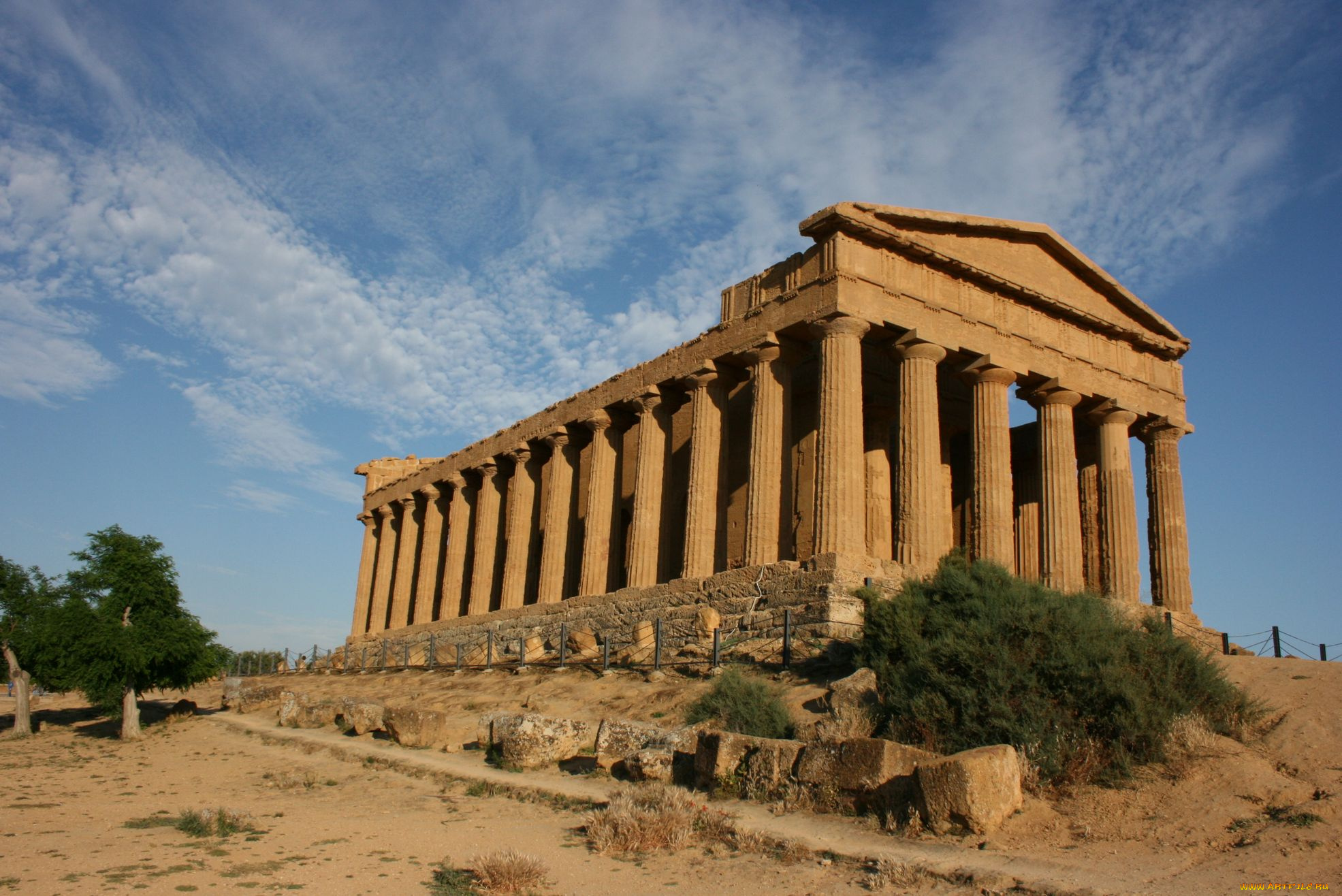 the, greek, temple, in, segesta, города, исторические, архитектурные, памятники, sicily