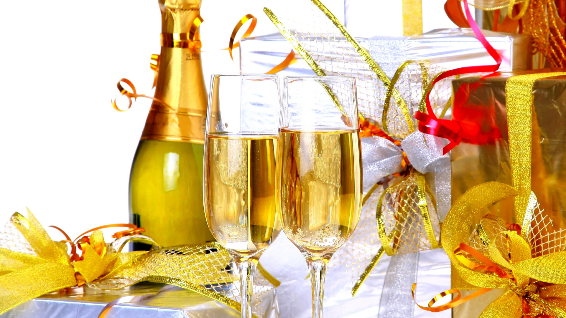 праздничные, угощения, бокалы, шампанское, подарки