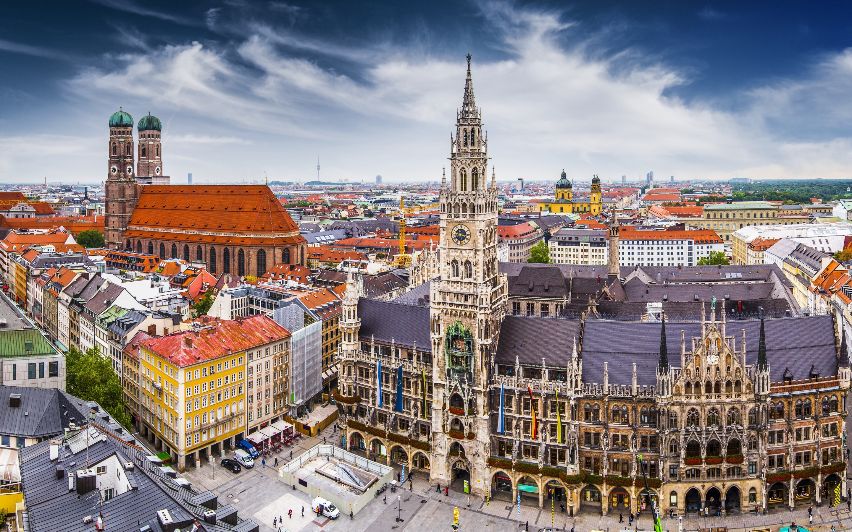 Germany town. Marienplatz Мюнхен. Мариенплац Мюнхен достопримечательности. Новая ратуша в Мюнхене. Мюнхен (город).