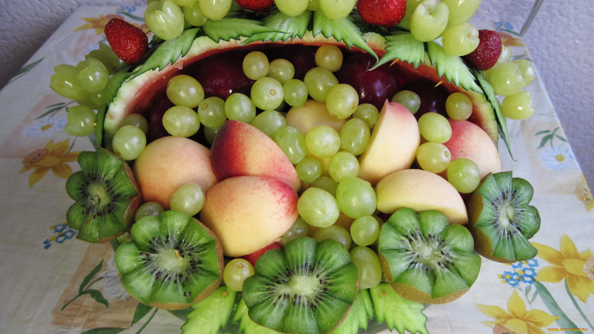 еда, фрукты, , ягоды, персики, виноград, киви, дизайн, клубника
