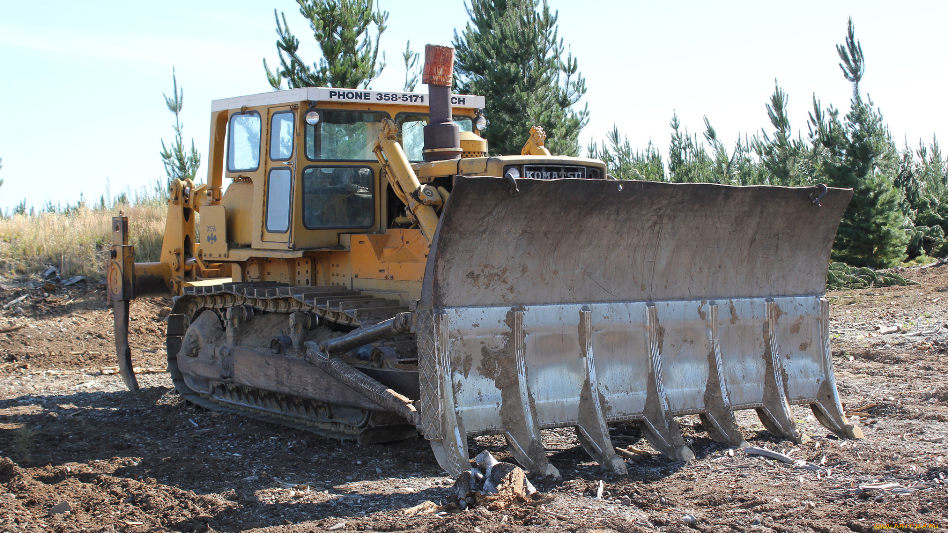 komatsu, d155a, with, root, rake, техника, бульдозеры, на, гусенецах, мощь, ковш, бульдозер