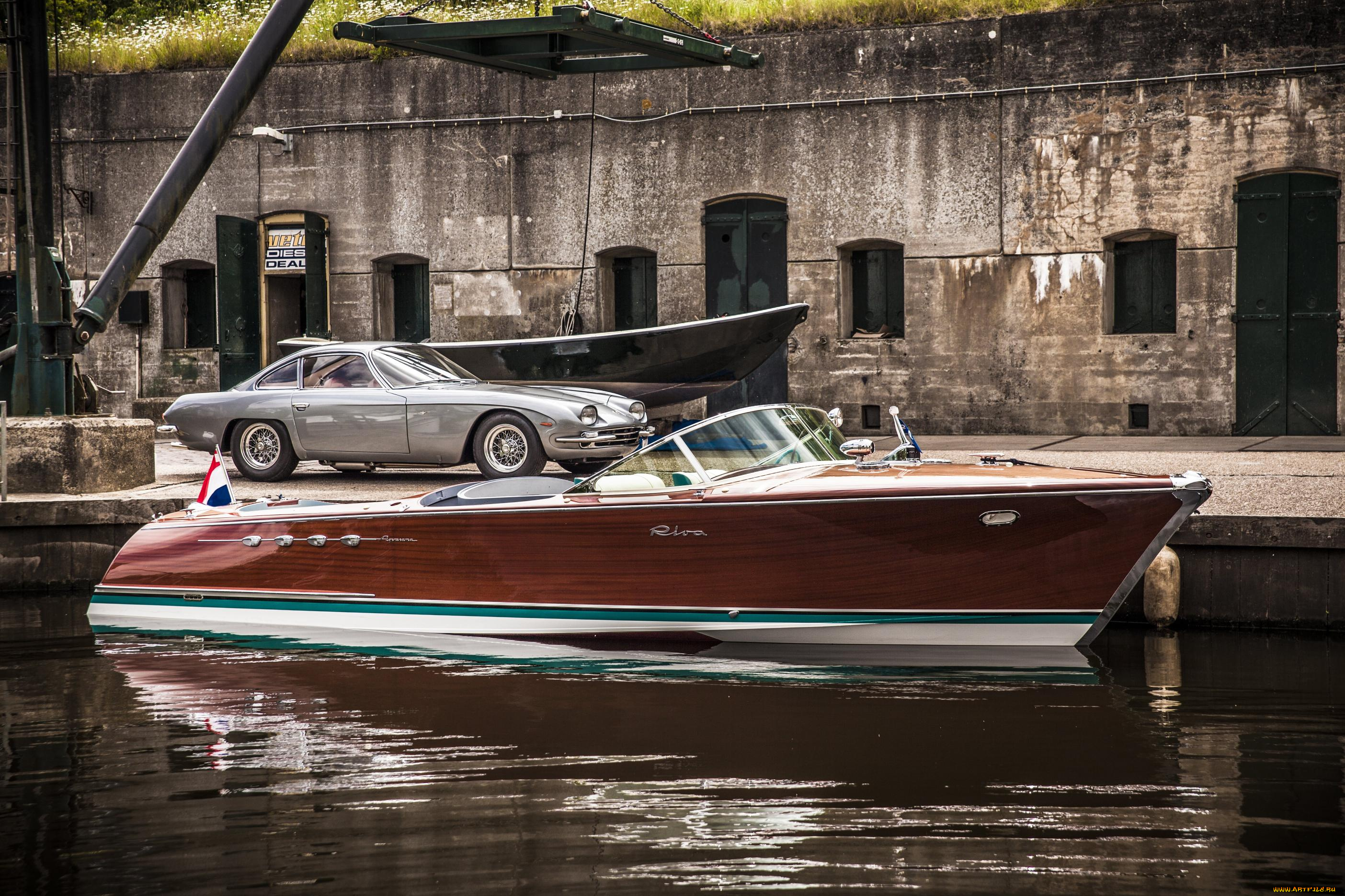 Riva. Катер Рива Акварама. Riva Aquarama Lamborghini. Яхта Рива Акварама. Катер Рива Ламборджини.