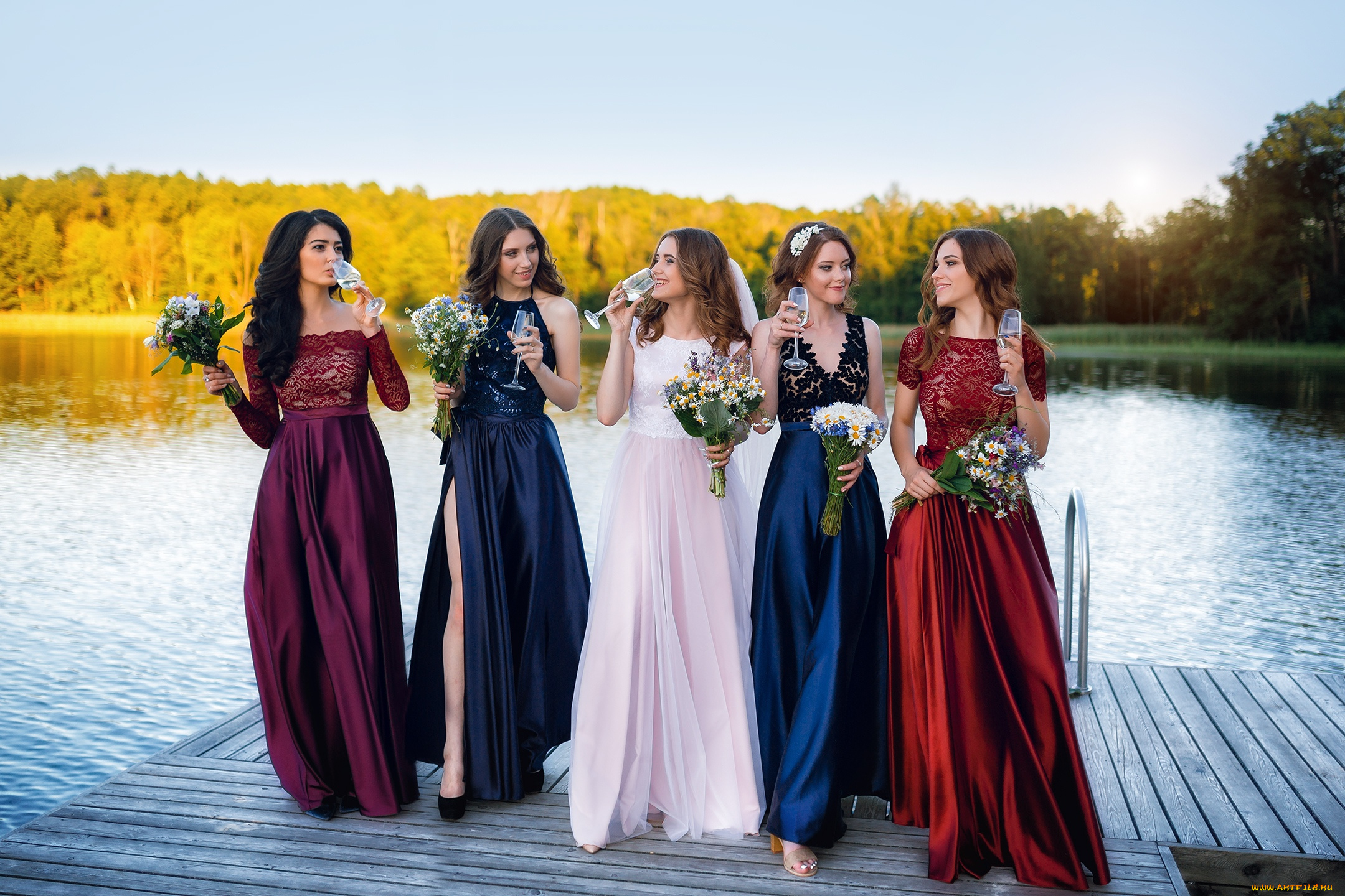 девушки, -unsort, , группа, девушек, невеста, подружки, букеты, бокалы, платья, цветы