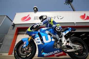 Картинка спорт мотоспорт suzuki motogp