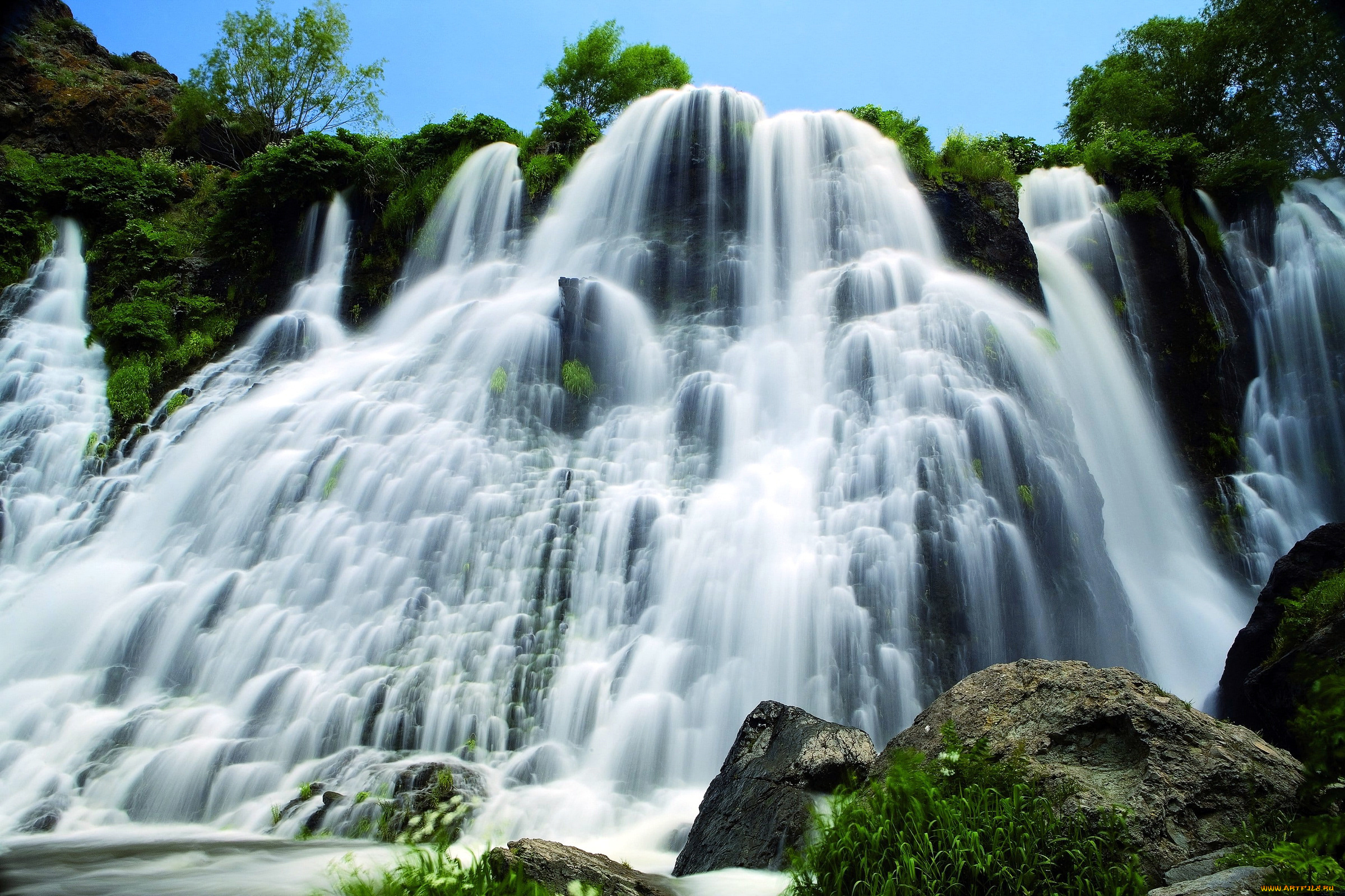 природа, водопады, shaki, armenia, водопад, поток, камни, кусты