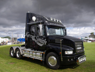Картинка iveco автомобили тягач седельный тяжелый грузовик