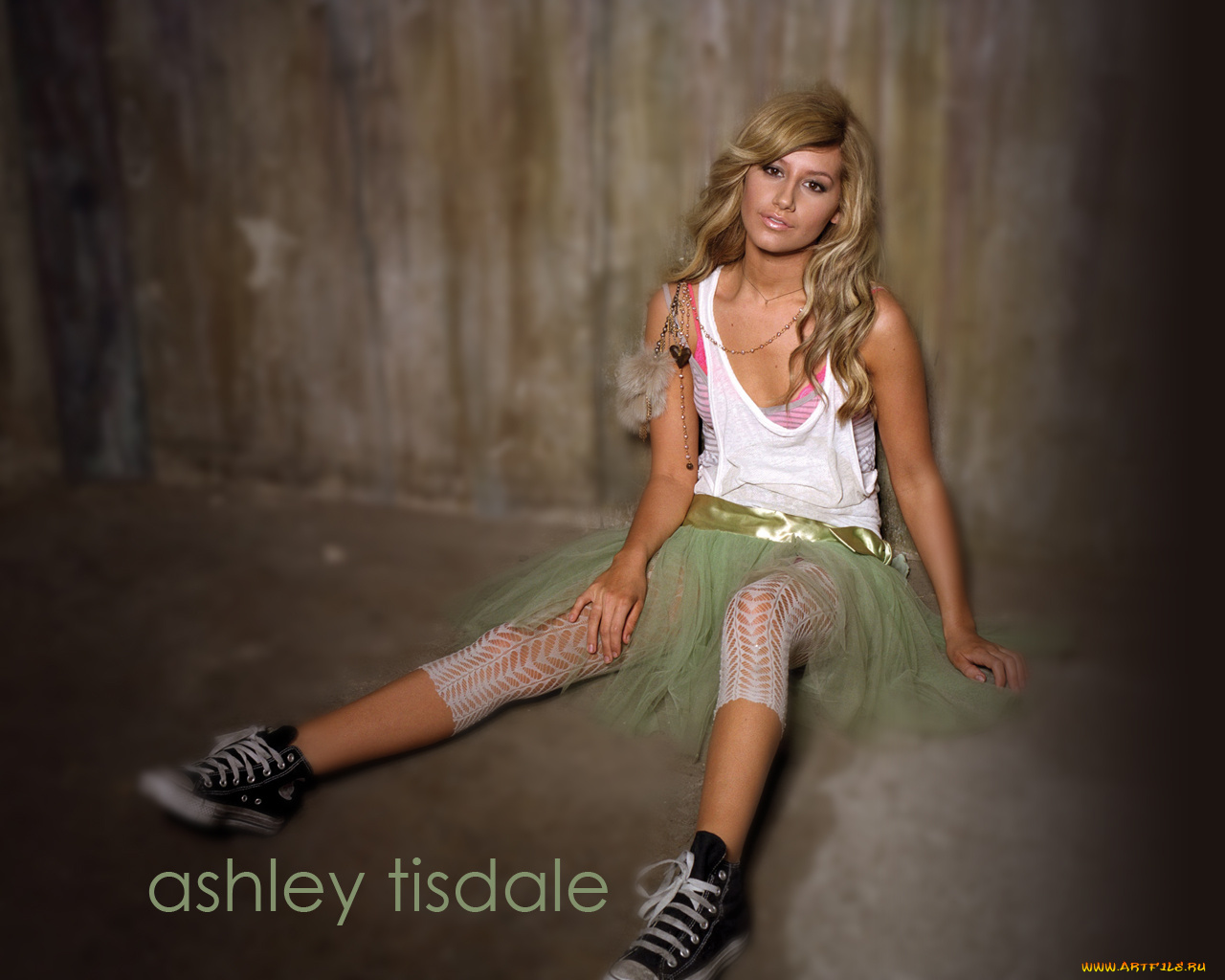 Ashley, Tisdale, девушки