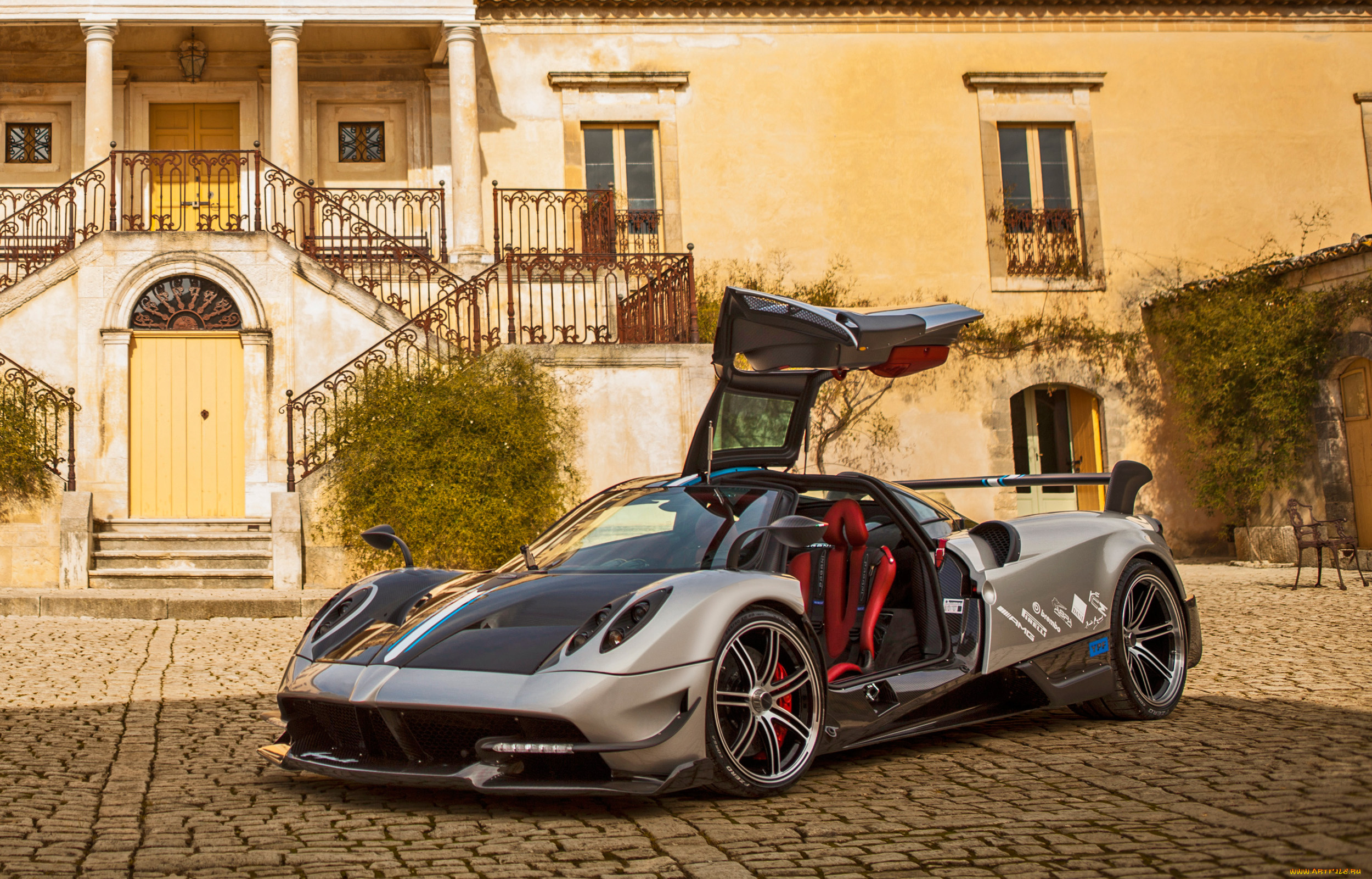 Имеете дорогой автомобиль. Pagani Huayra BC. Машина Pagani Huayra. Пагани Уайра Стингер. Pagani Huayra BC 2017.