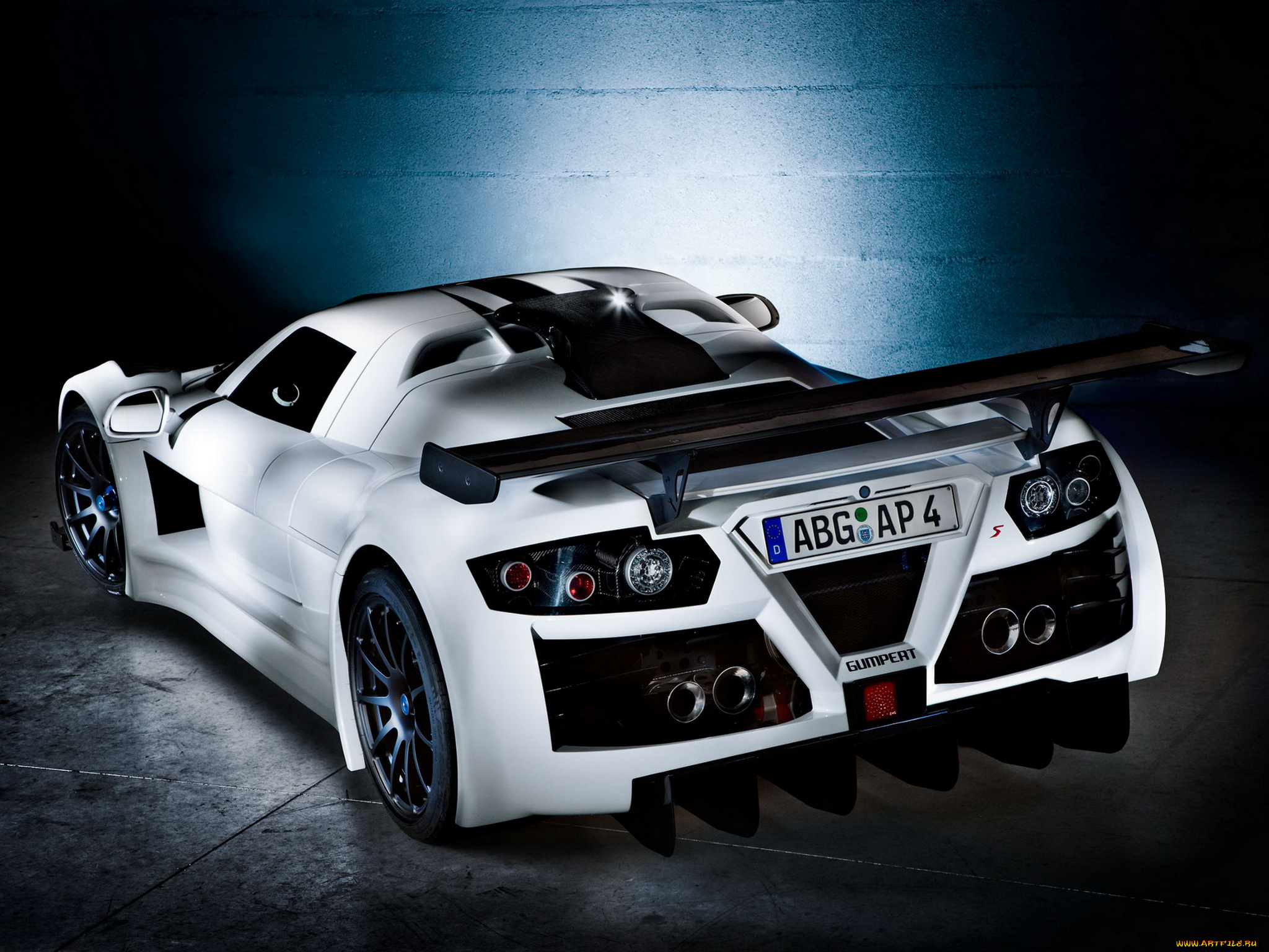 автомобили, gumpert