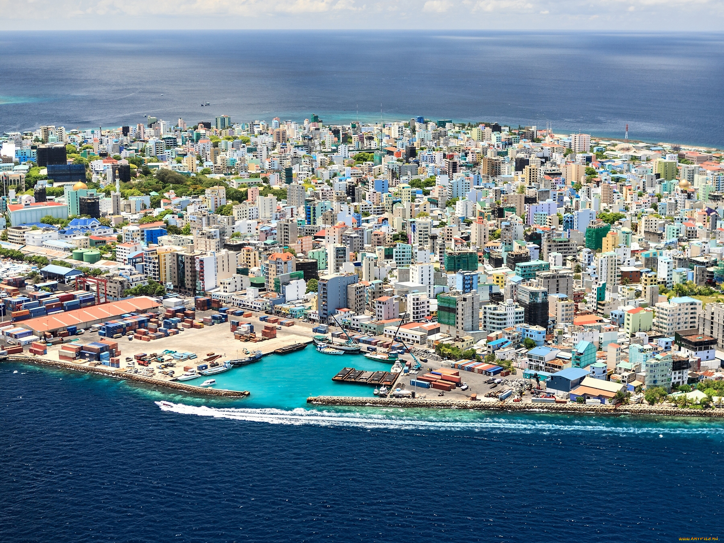 Male город. Остров Мале Мальдивы. Мале столица Мальдив. Мале индийский океан. Мальдивы остров Мале фото.