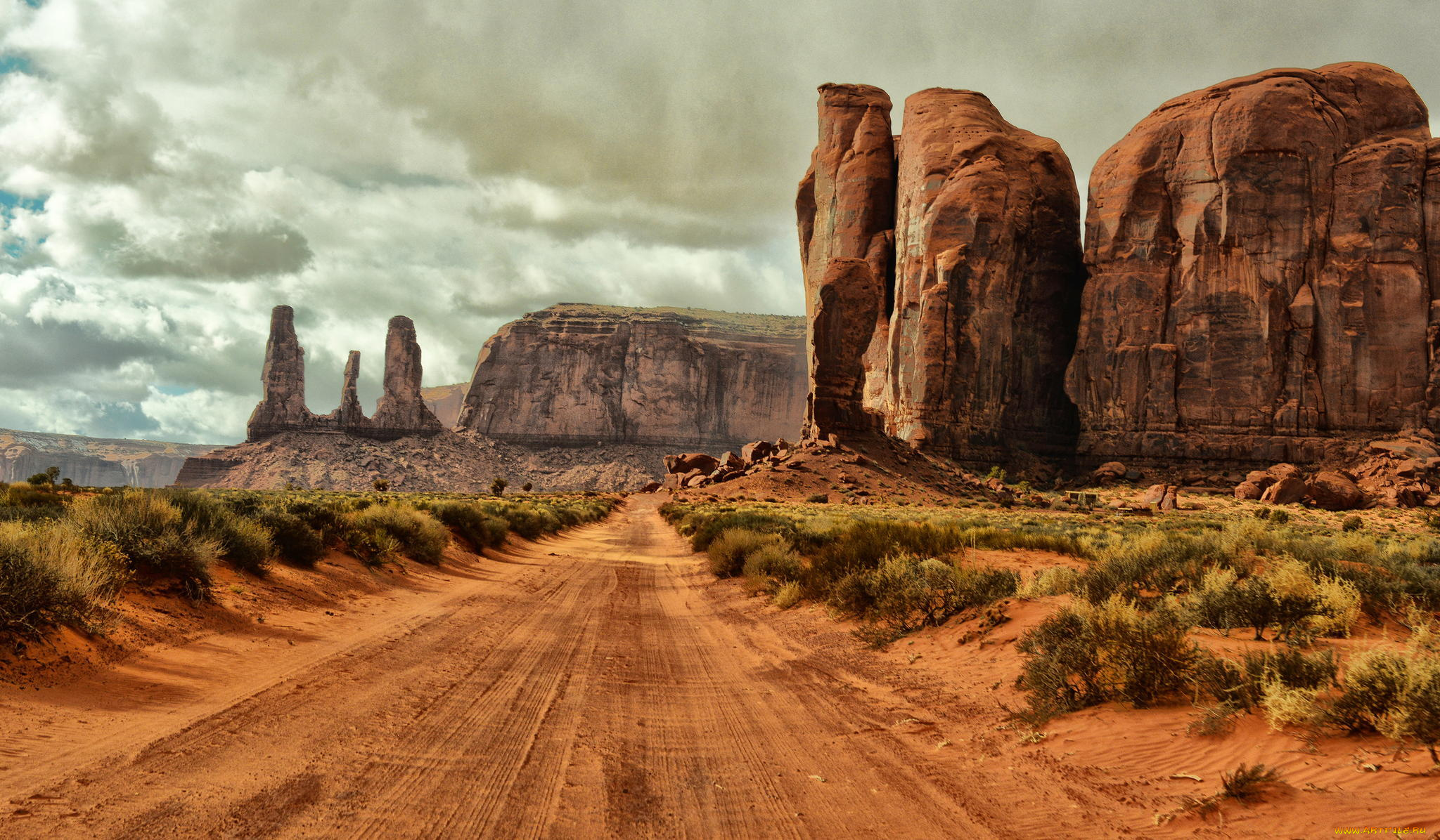 природа, дороги, долина, монументов, аризона, сша, monument, valley, arizona, скалы, кусты, дорога, грунт, песок, облака